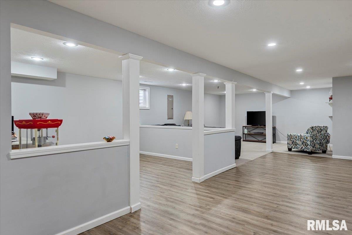 29 Elizabeth Place, Jacksonville, Illinois image 39