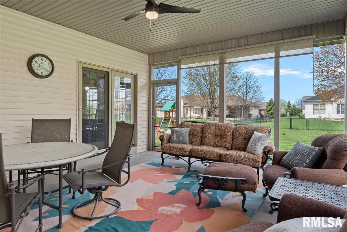 29 Elizabeth Place, Jacksonville, Illinois image 30