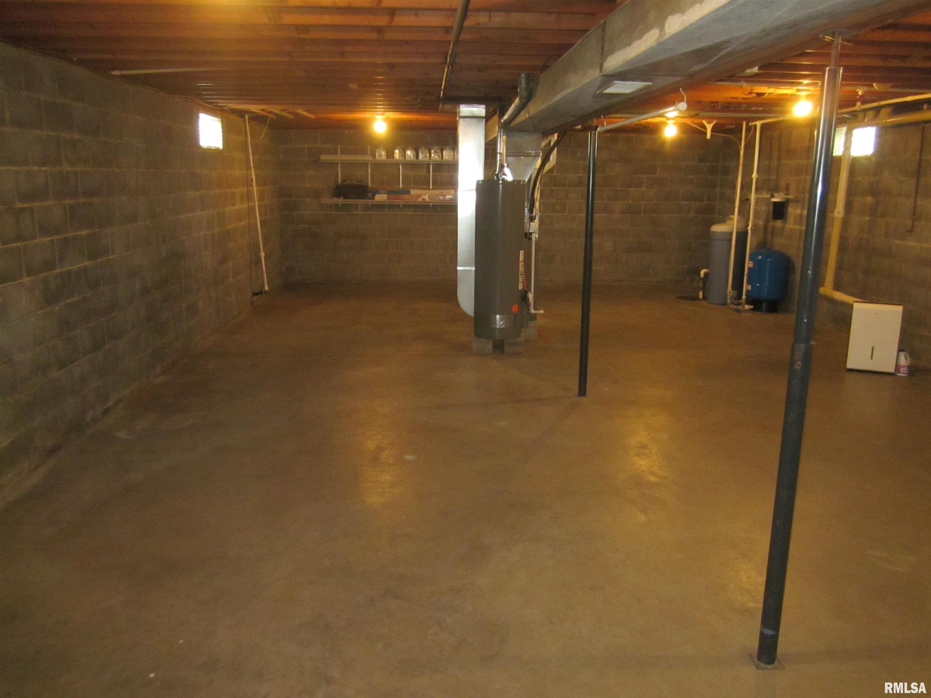 16827 2850 E, Forest City, Illinois image 22