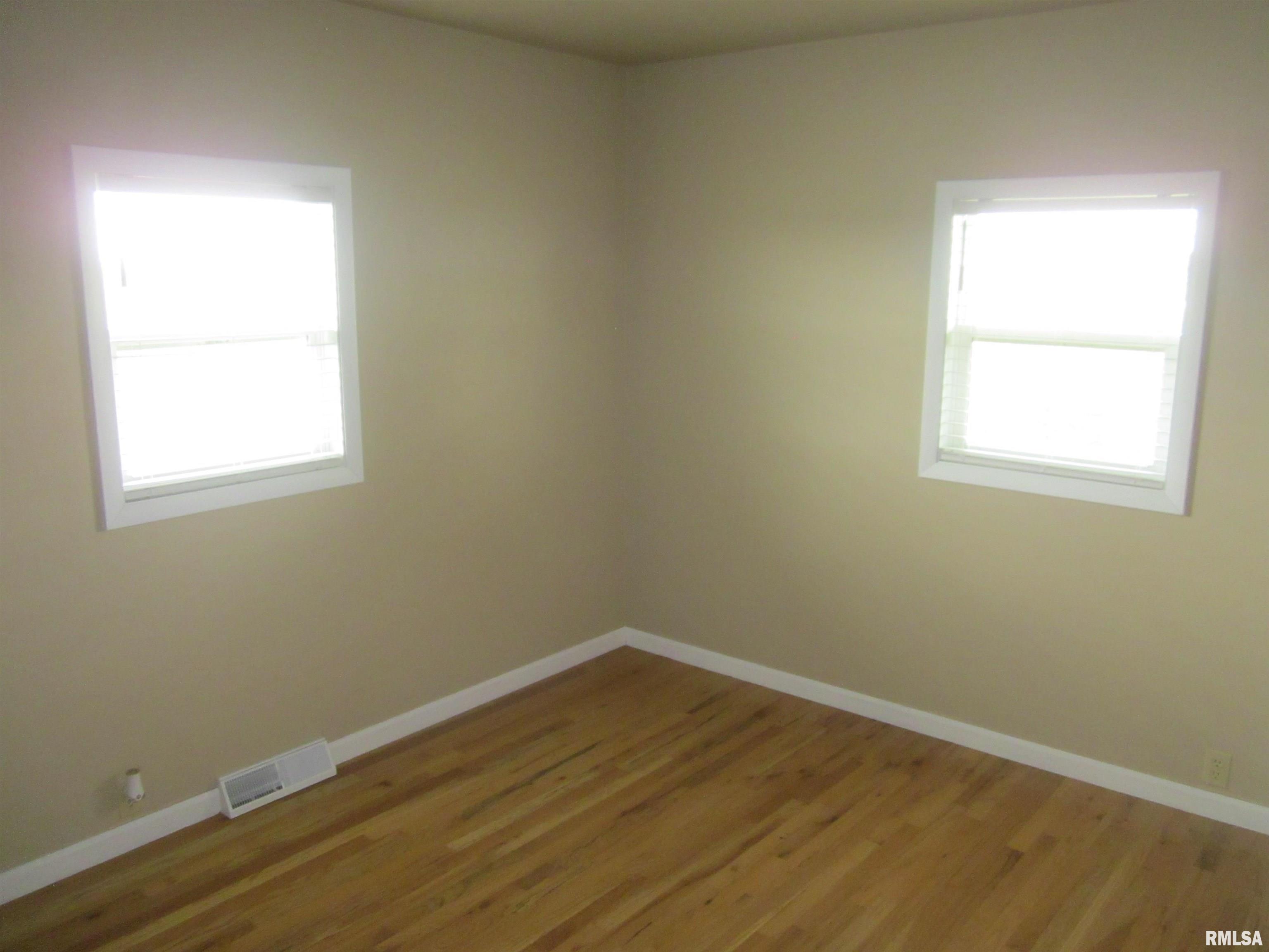 16827 2850 E, Forest City, Illinois image 14