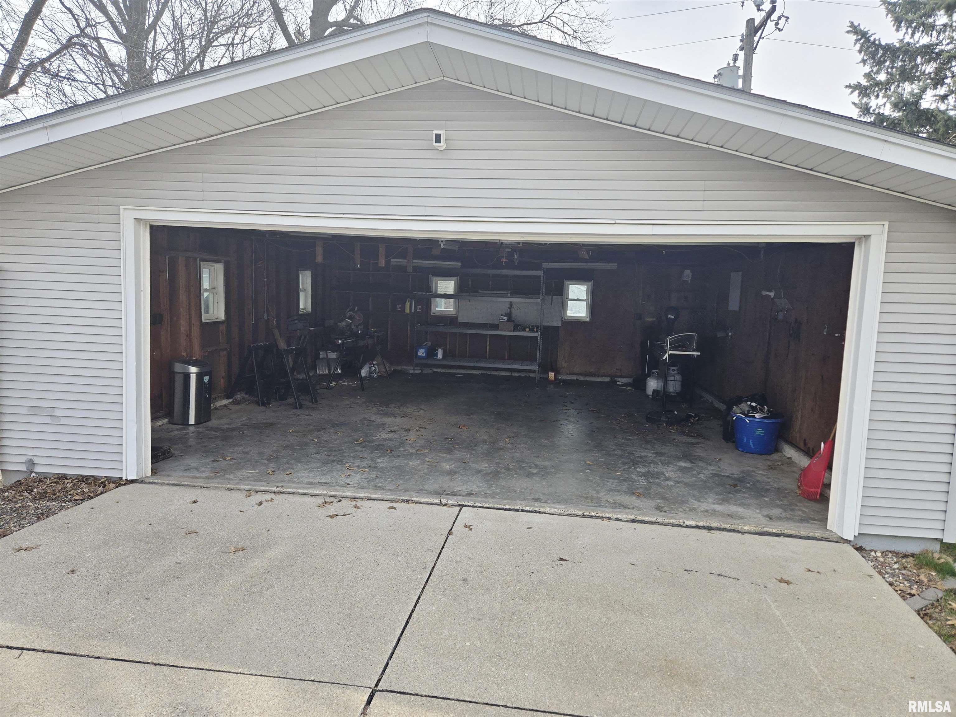 502 N 5th Street, Eldridge, Iowa image 6
