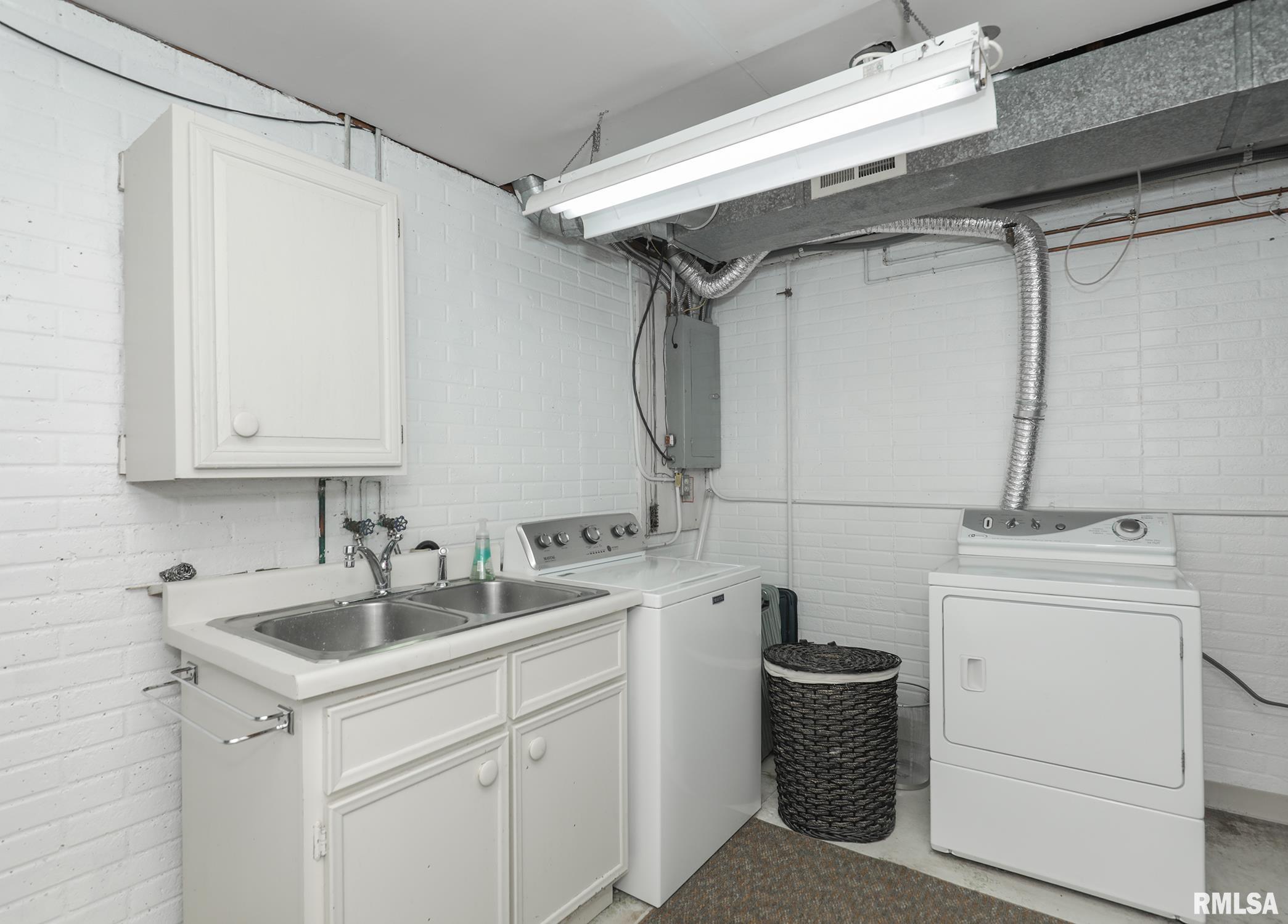 6401 Utica Ridge Road #11, Davenport, Iowa image 32
