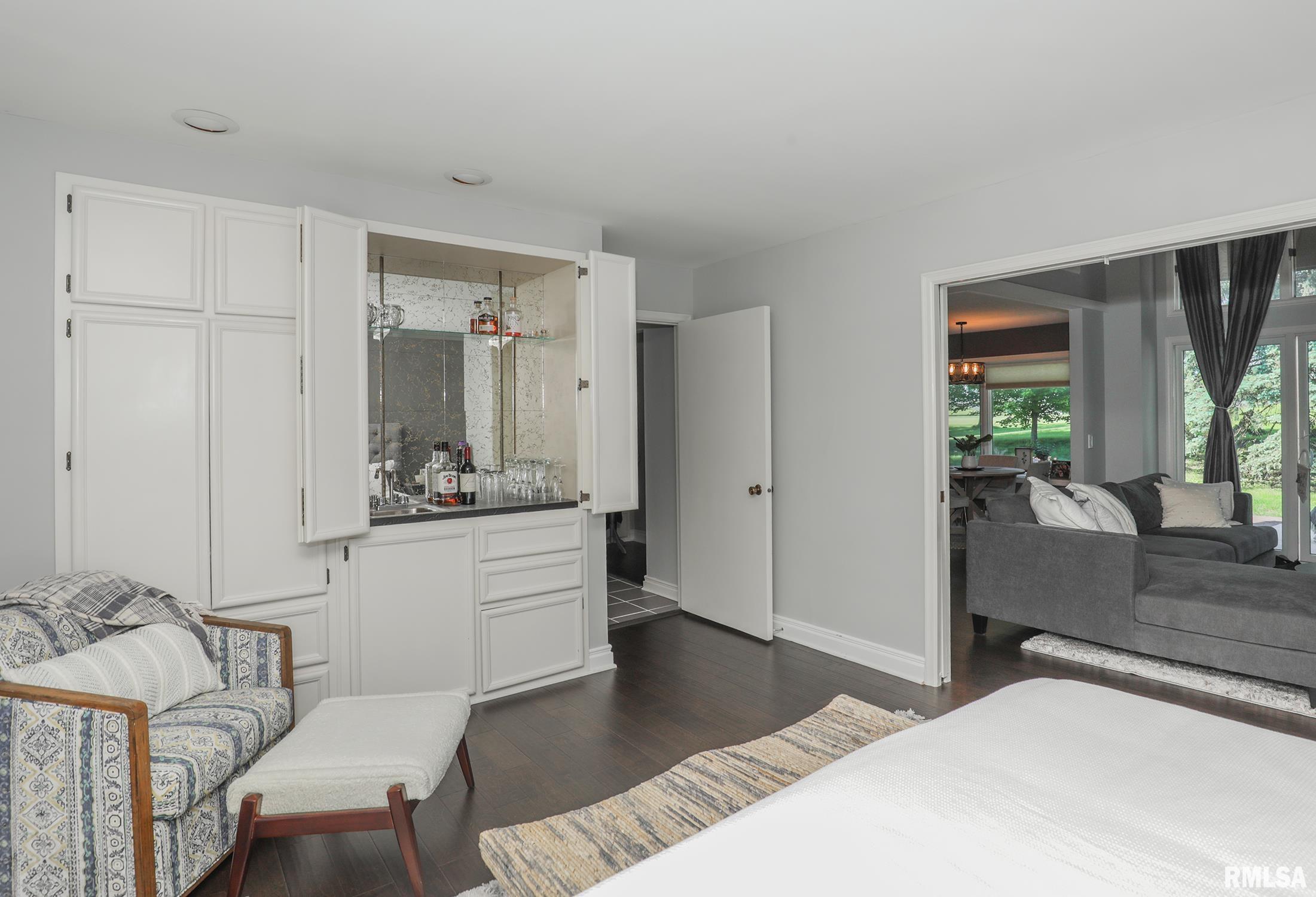 6401 Utica Ridge Road #11, Davenport, Iowa image 21