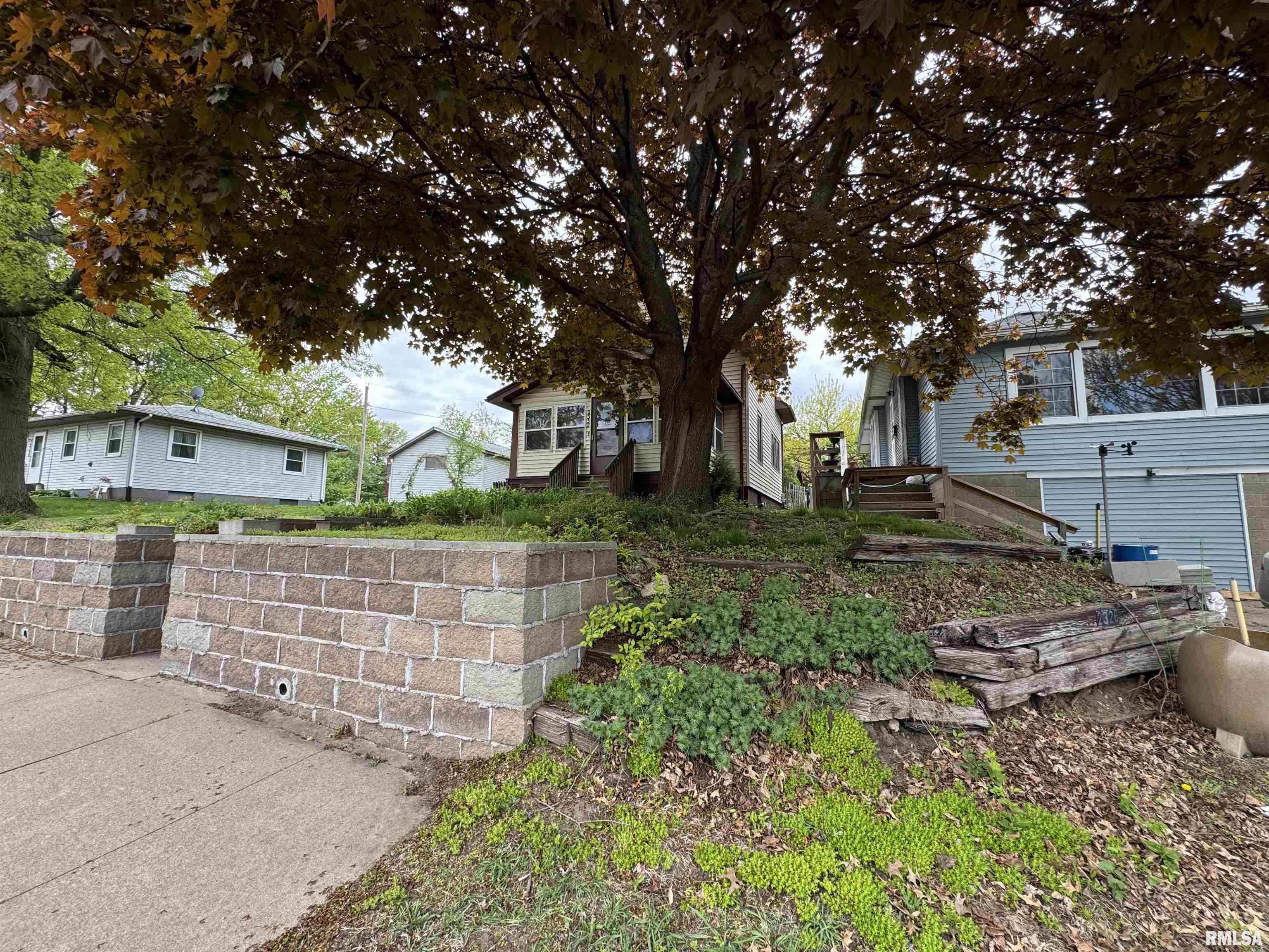 2332 Prospect Avenue, Clinton, Iowa image 3