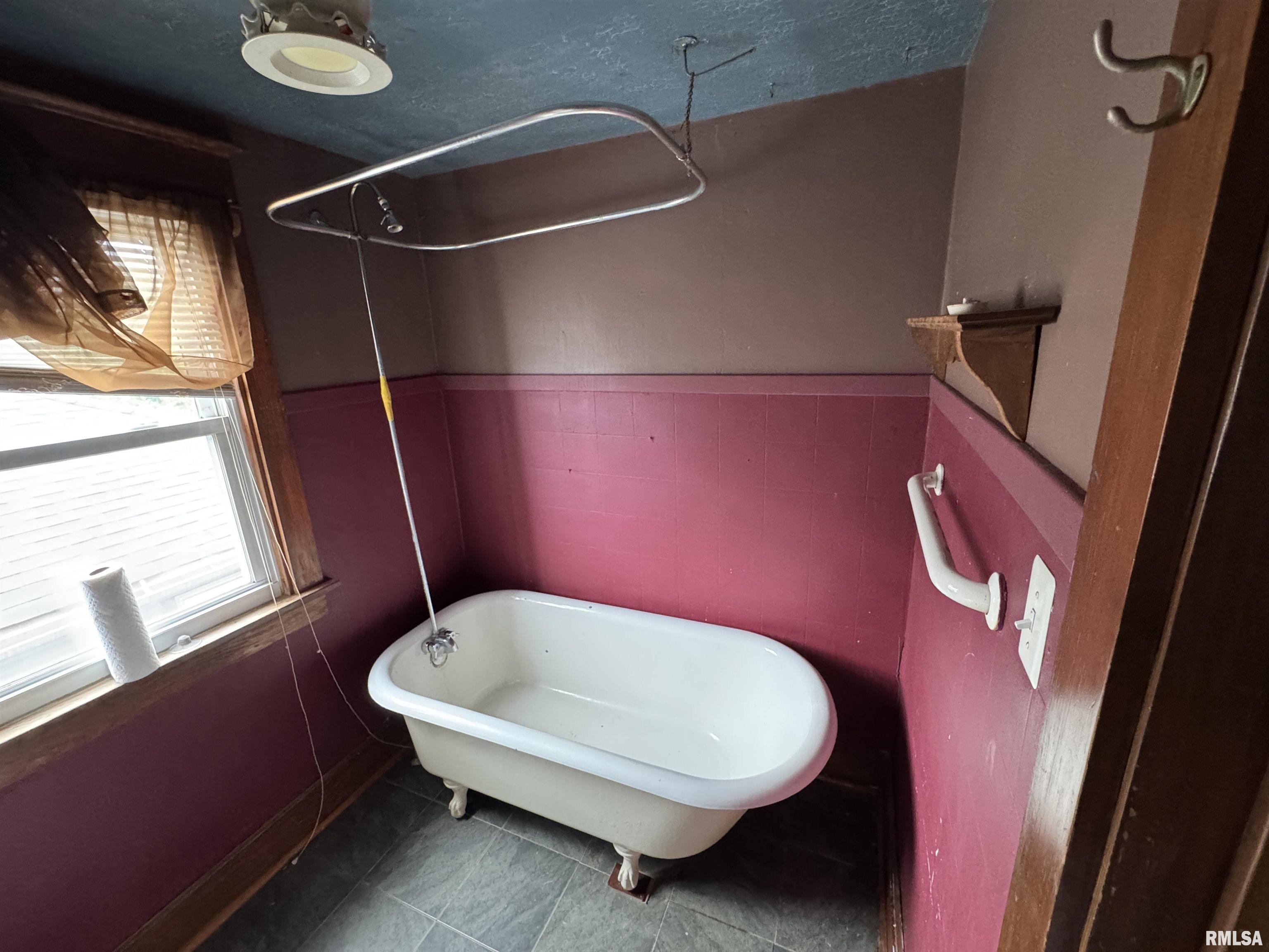 2332 Prospect Avenue, Clinton, Iowa image 35