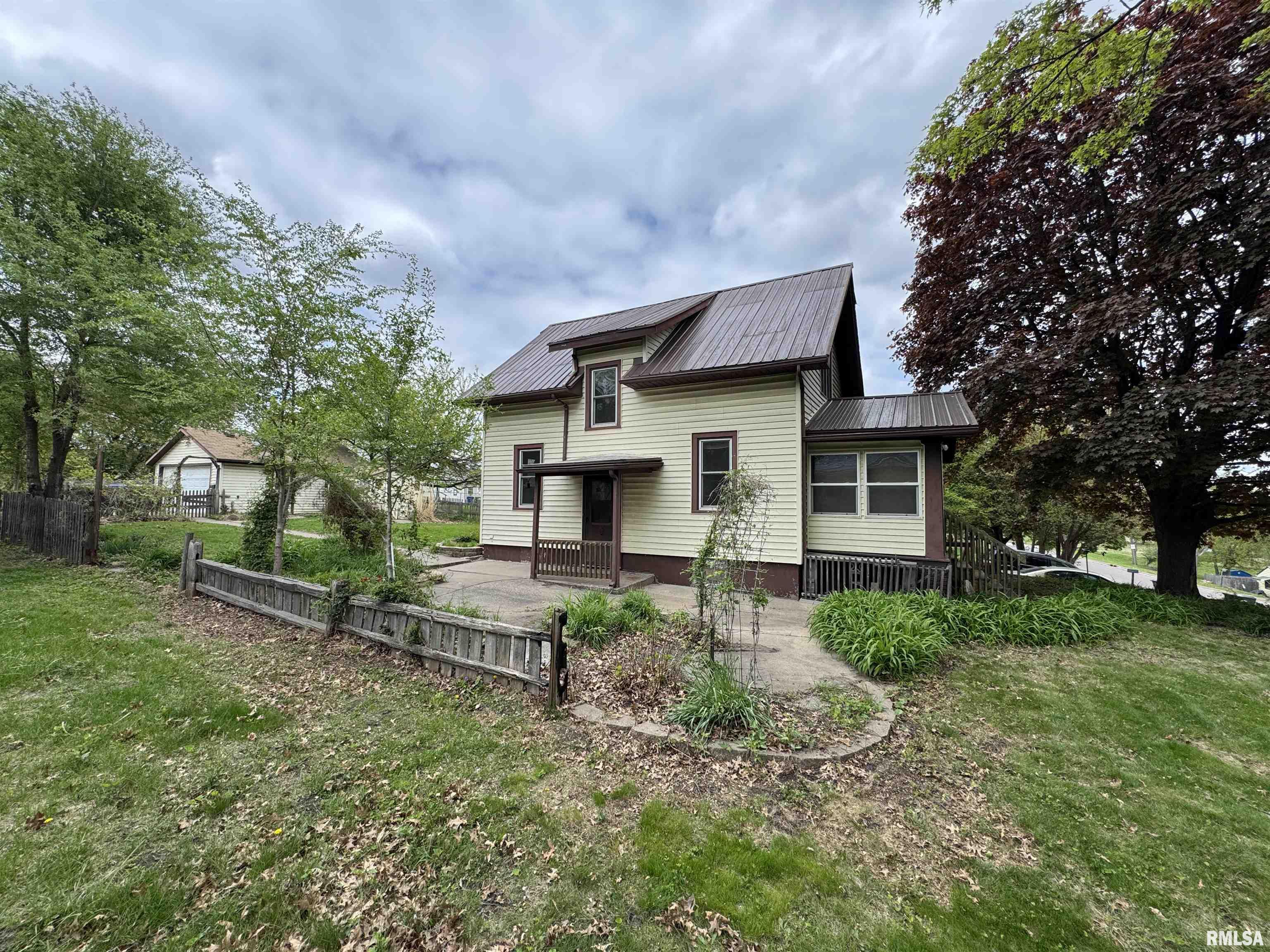2332 Prospect Avenue, Clinton, Iowa image 10