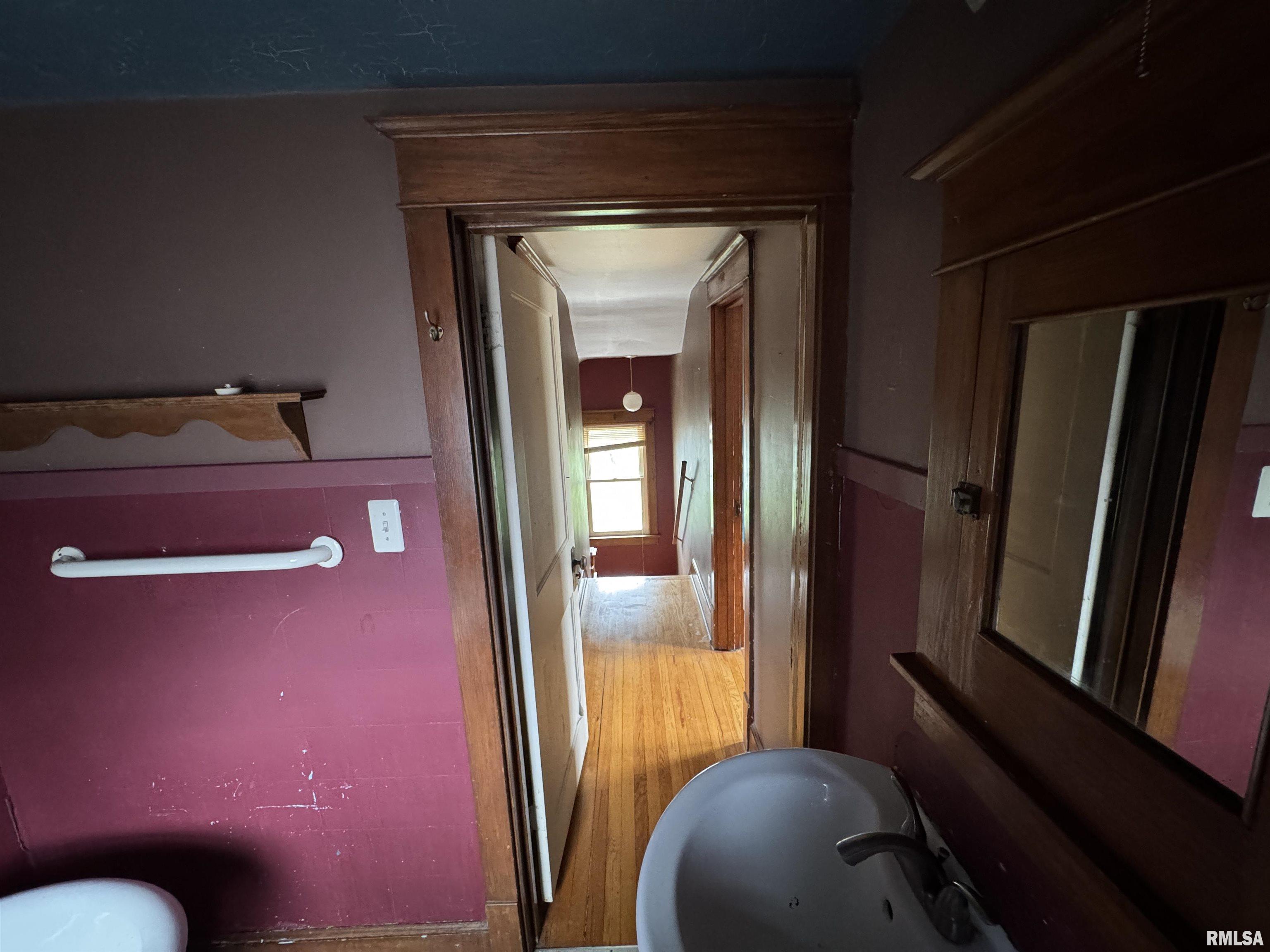 2332 Prospect Avenue, Clinton, Iowa image 38