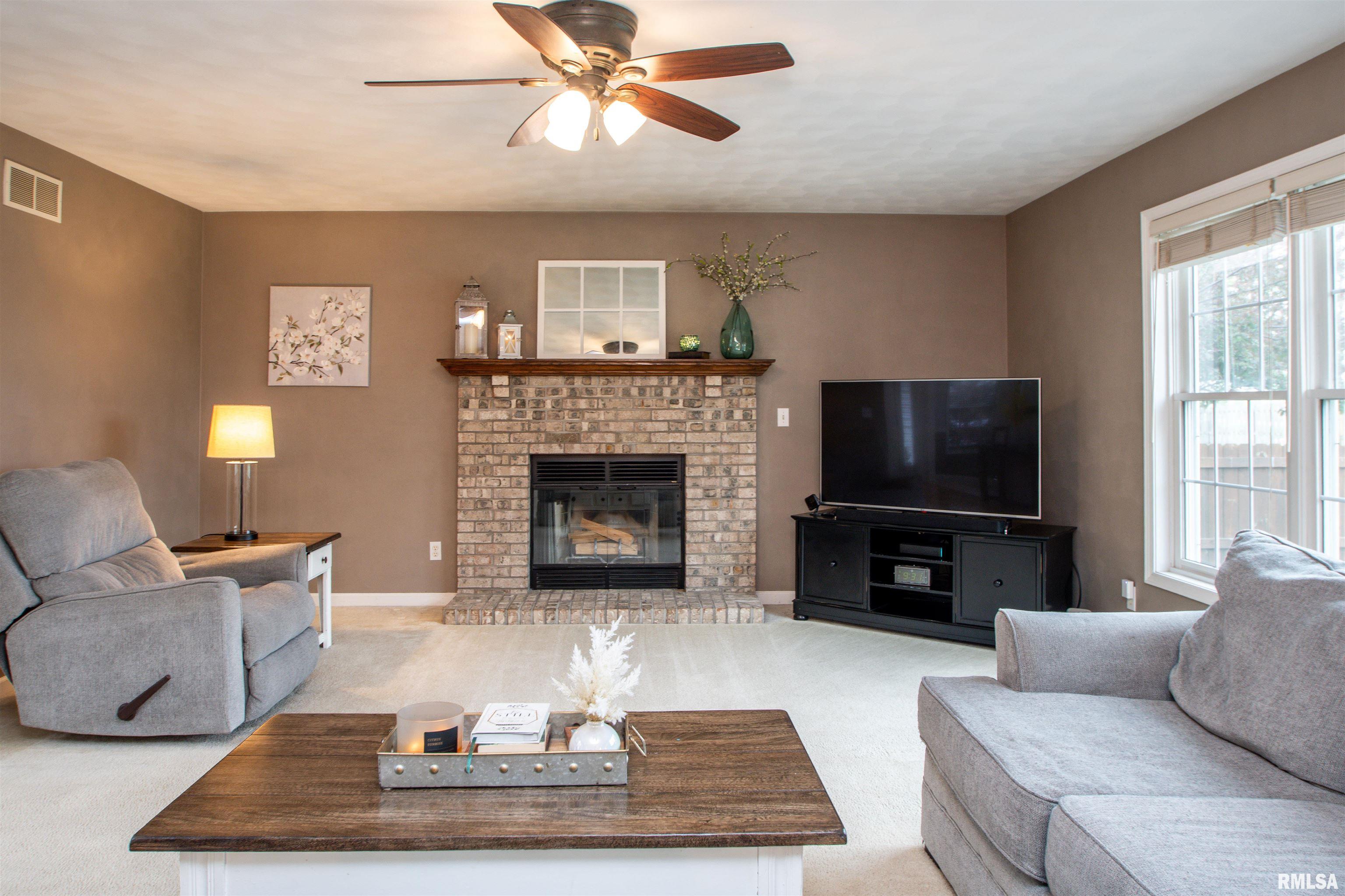 3611 W Brenwick Drive, Peoria, Illinois image 11