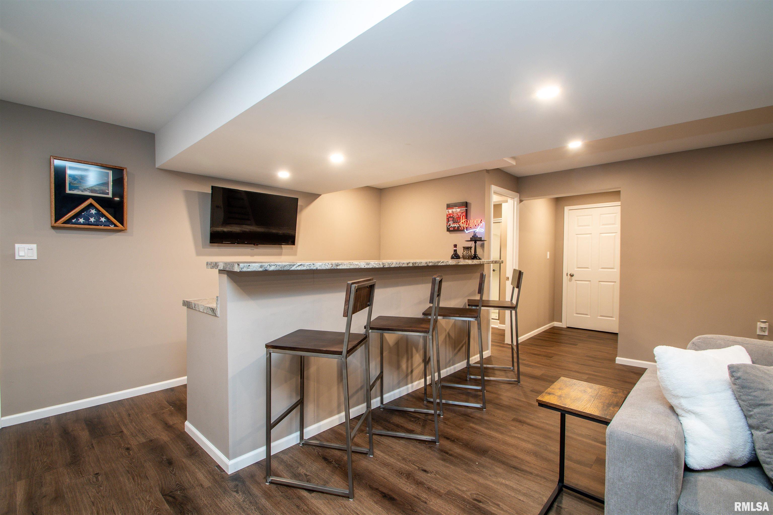 3611 W Brenwick Drive, Peoria, Illinois image 32