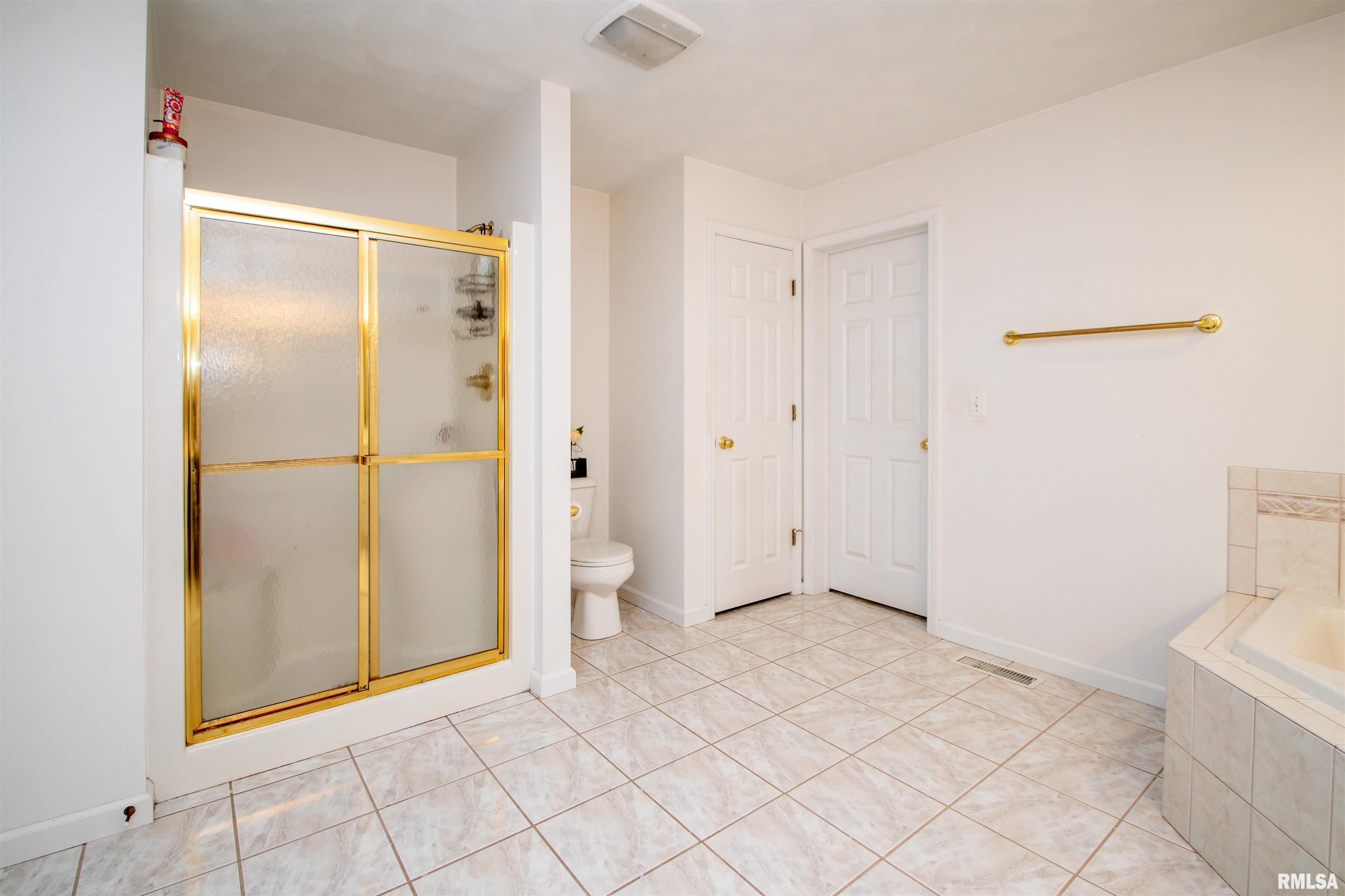 3611 W Brenwick Drive, Peoria, Illinois image 28