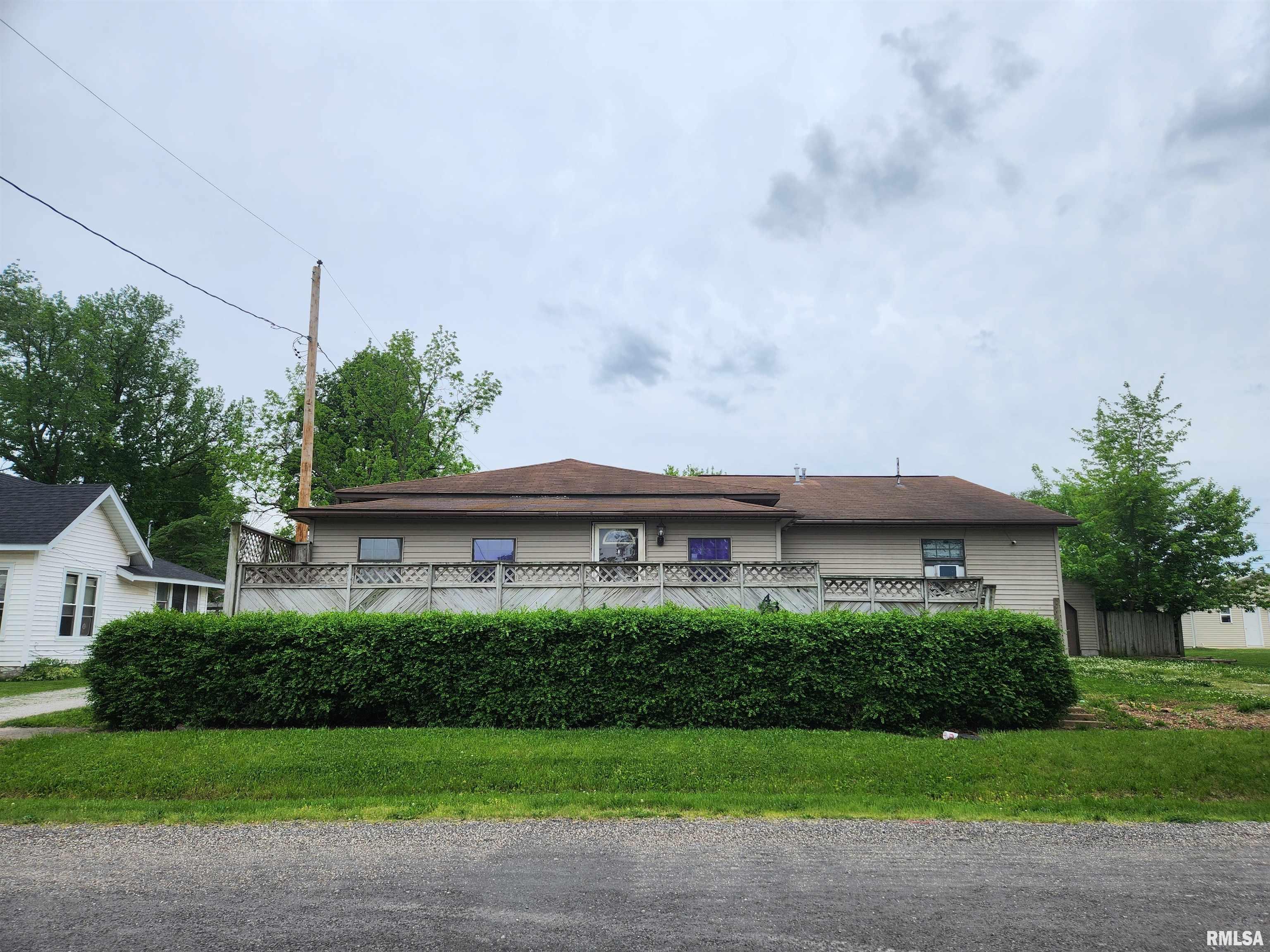 437 Bicknell Street, Centralia, Illinois image 1