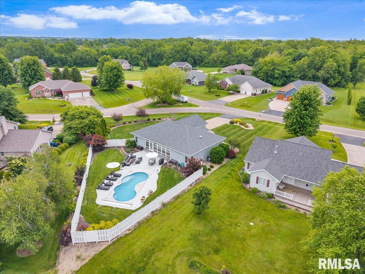 4 Fairway Drive, Monmouth, Illinois image 49