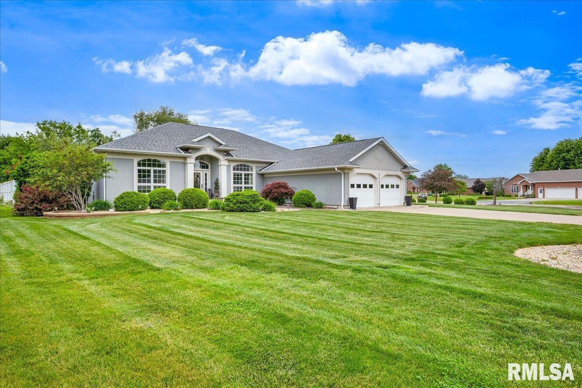 4 Fairway Drive, Monmouth, Illinois image 42