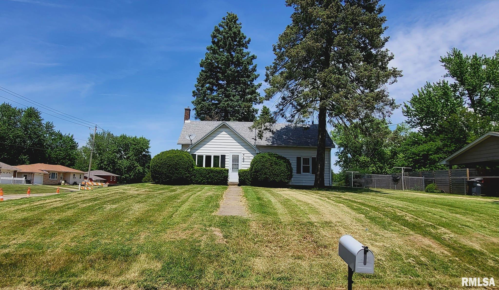 1740 8th Avenue South, Clinton, Iowa image 18