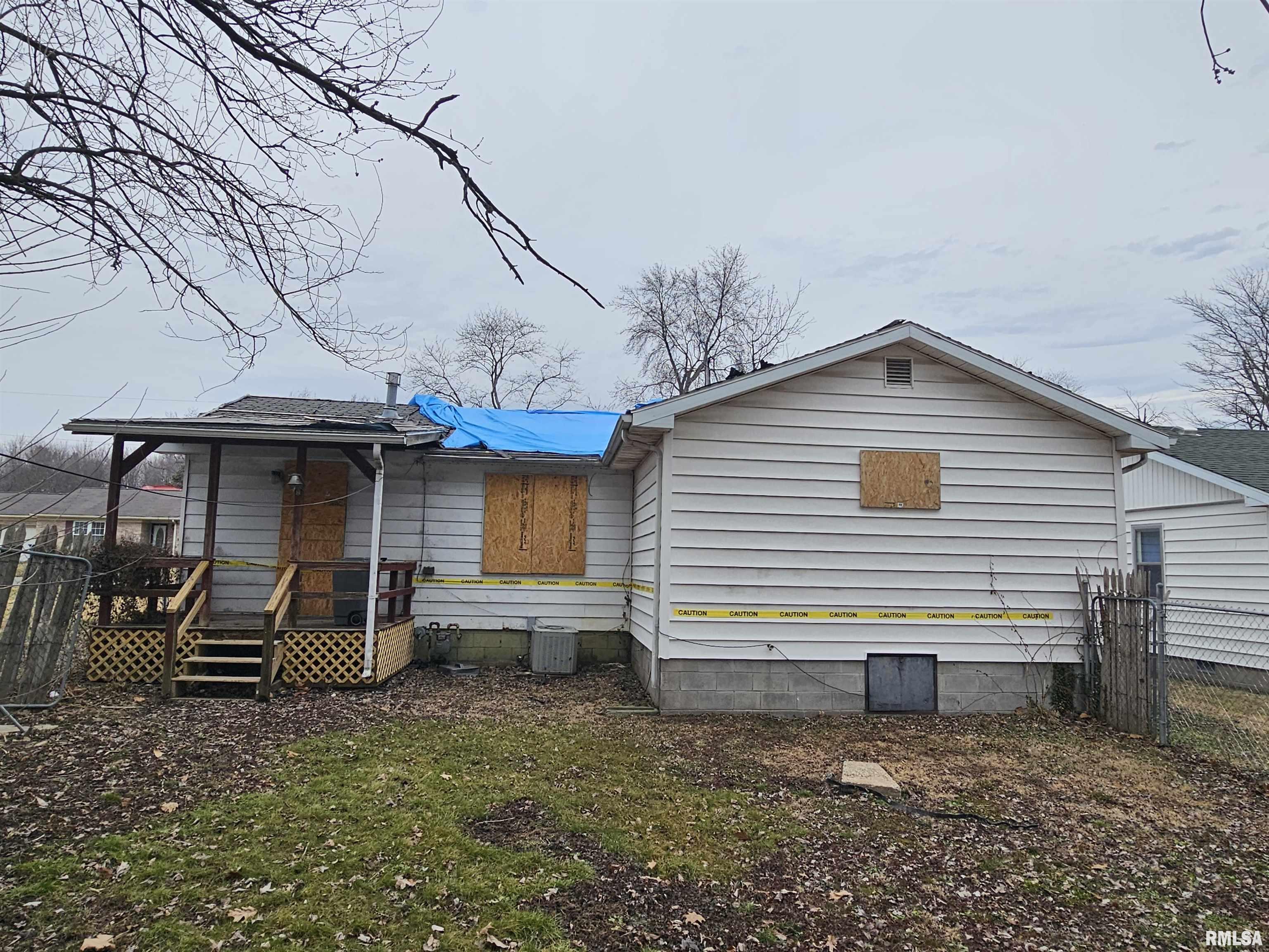 120 Young Drive, Fairfield, Illinois image 4