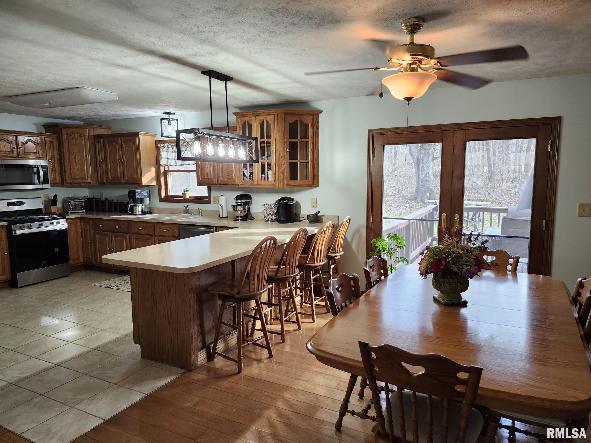 8956 Strawberry Lane, Dawson, Illinois image 15
