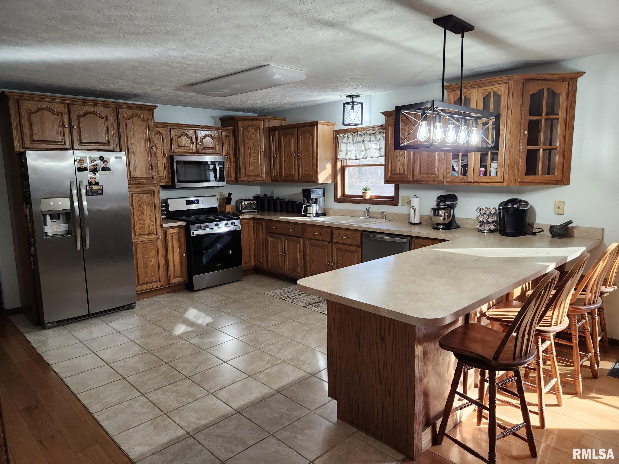 8956 Strawberry Lane, Dawson, Illinois image 14