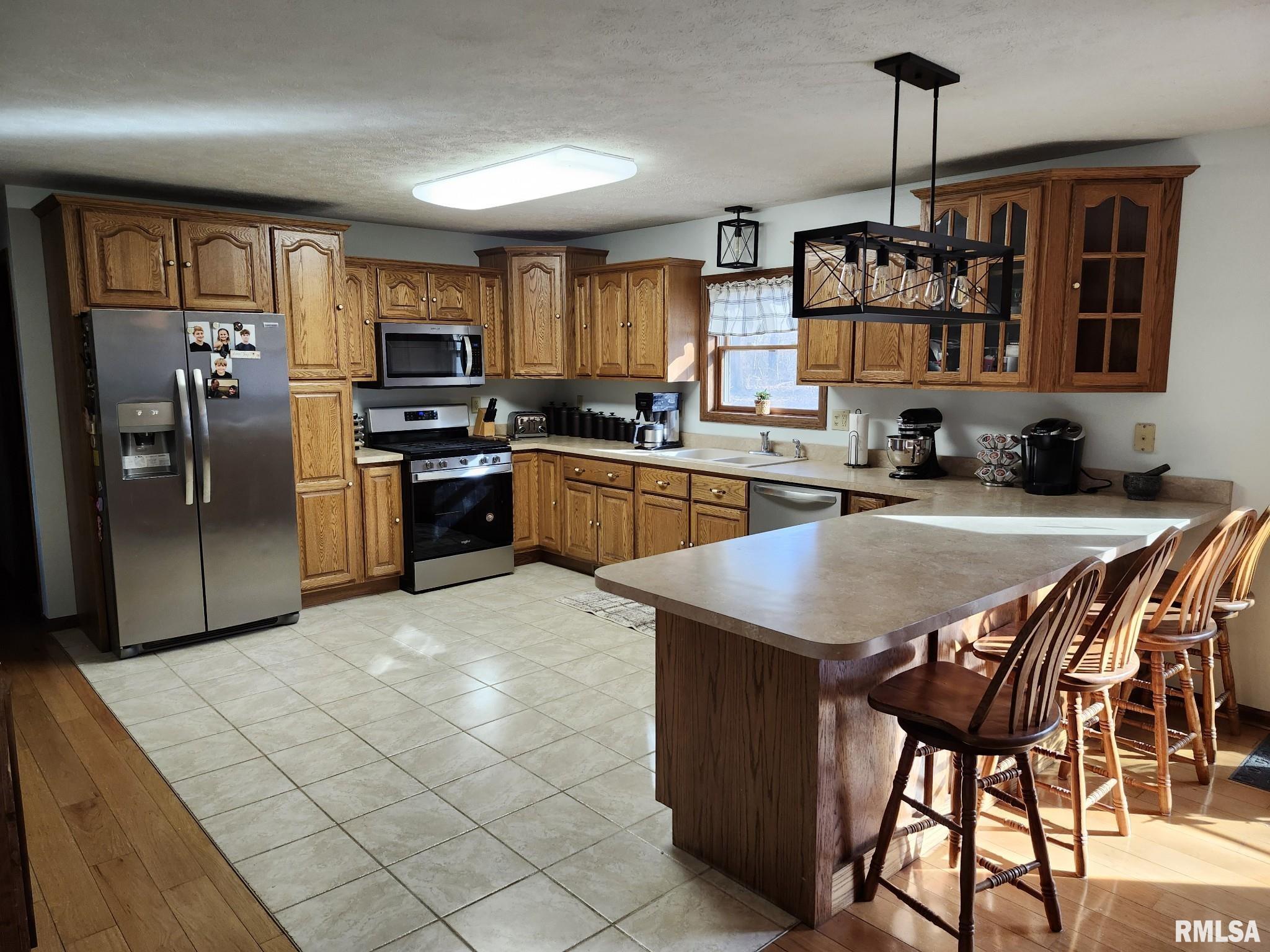 8956 Strawberry Lane, Dawson, Illinois image 8