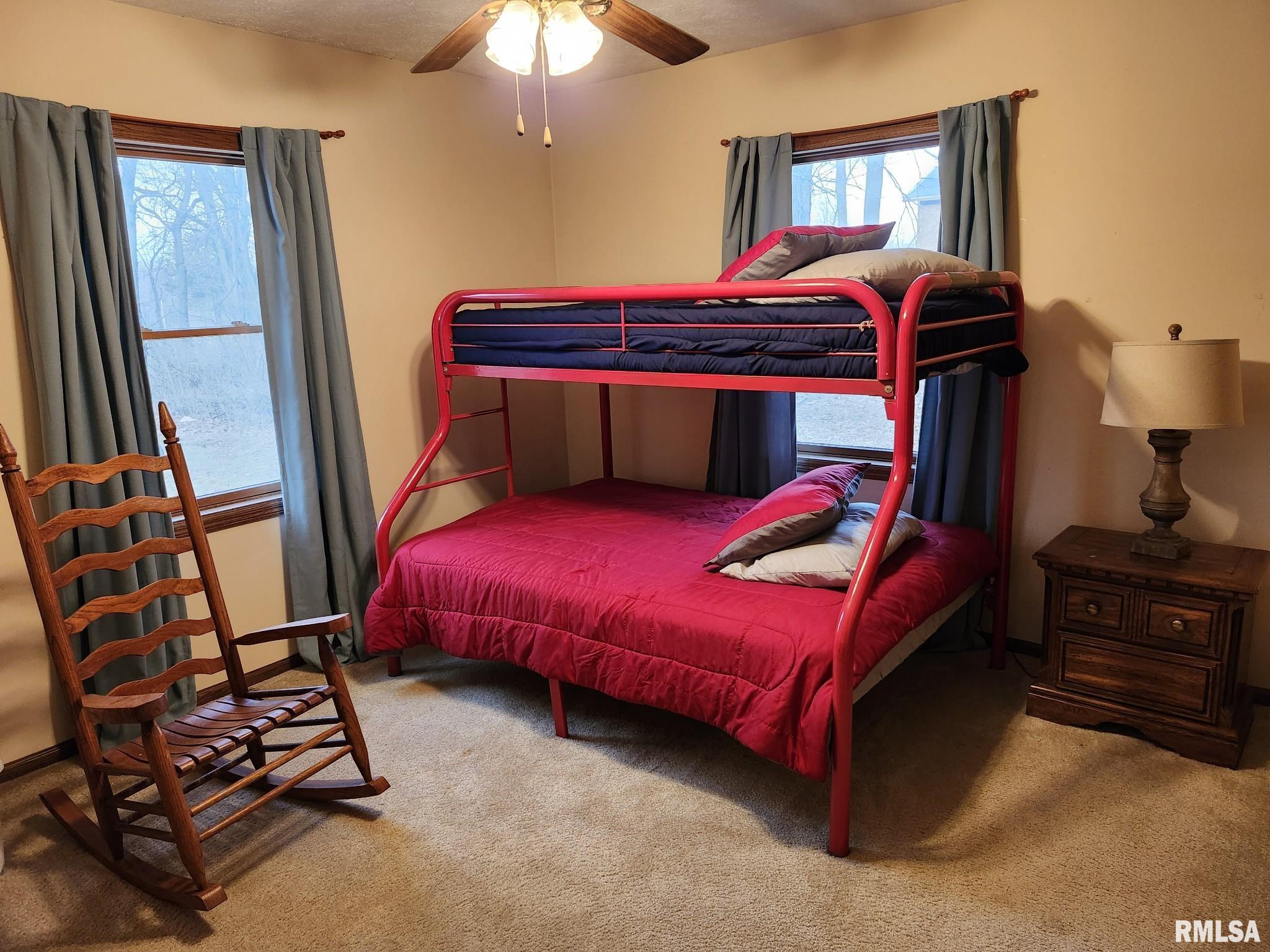 8956 Strawberry Lane, Dawson, Illinois image 32