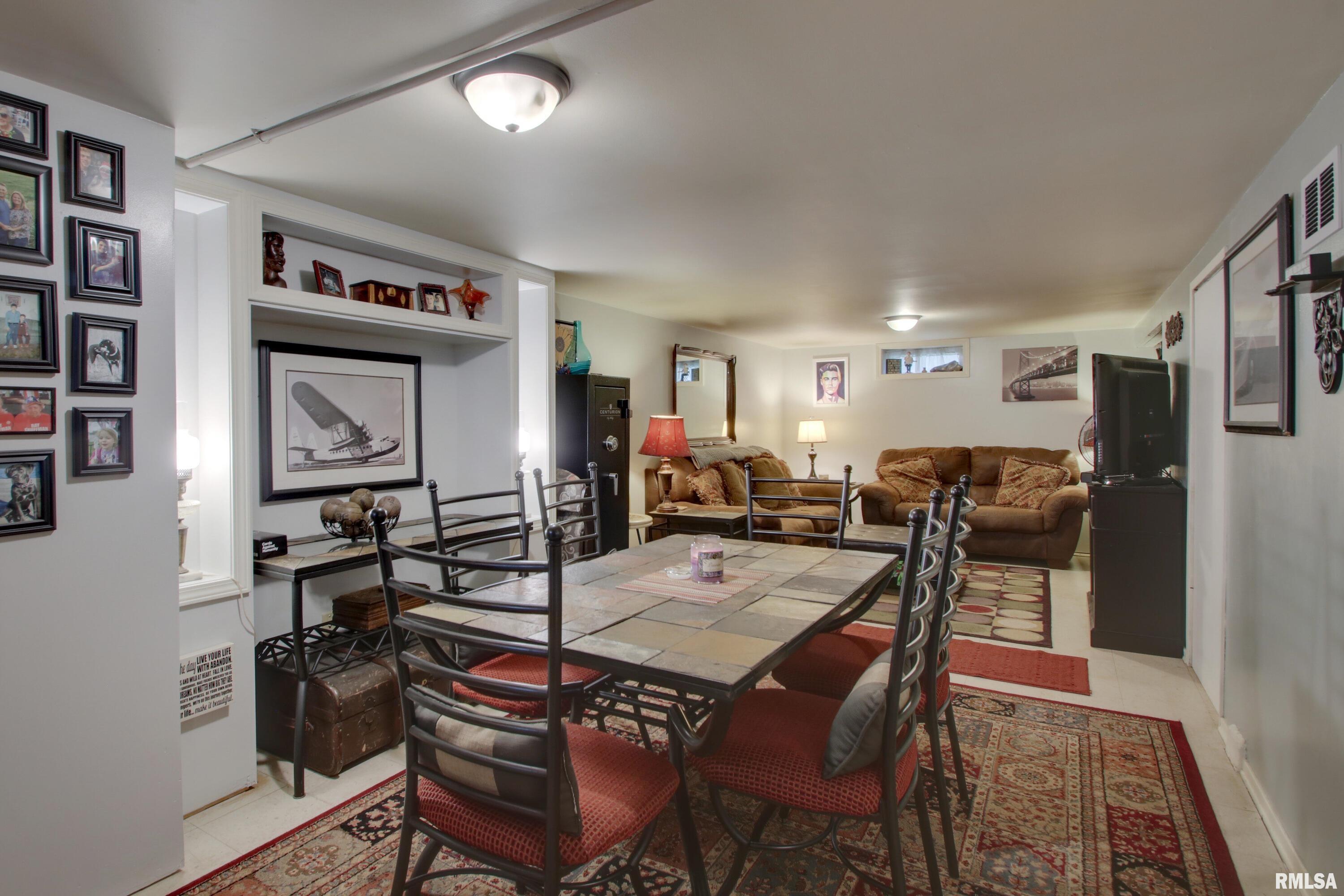 3117 N College Avenue, Quincy, Illinois image 18