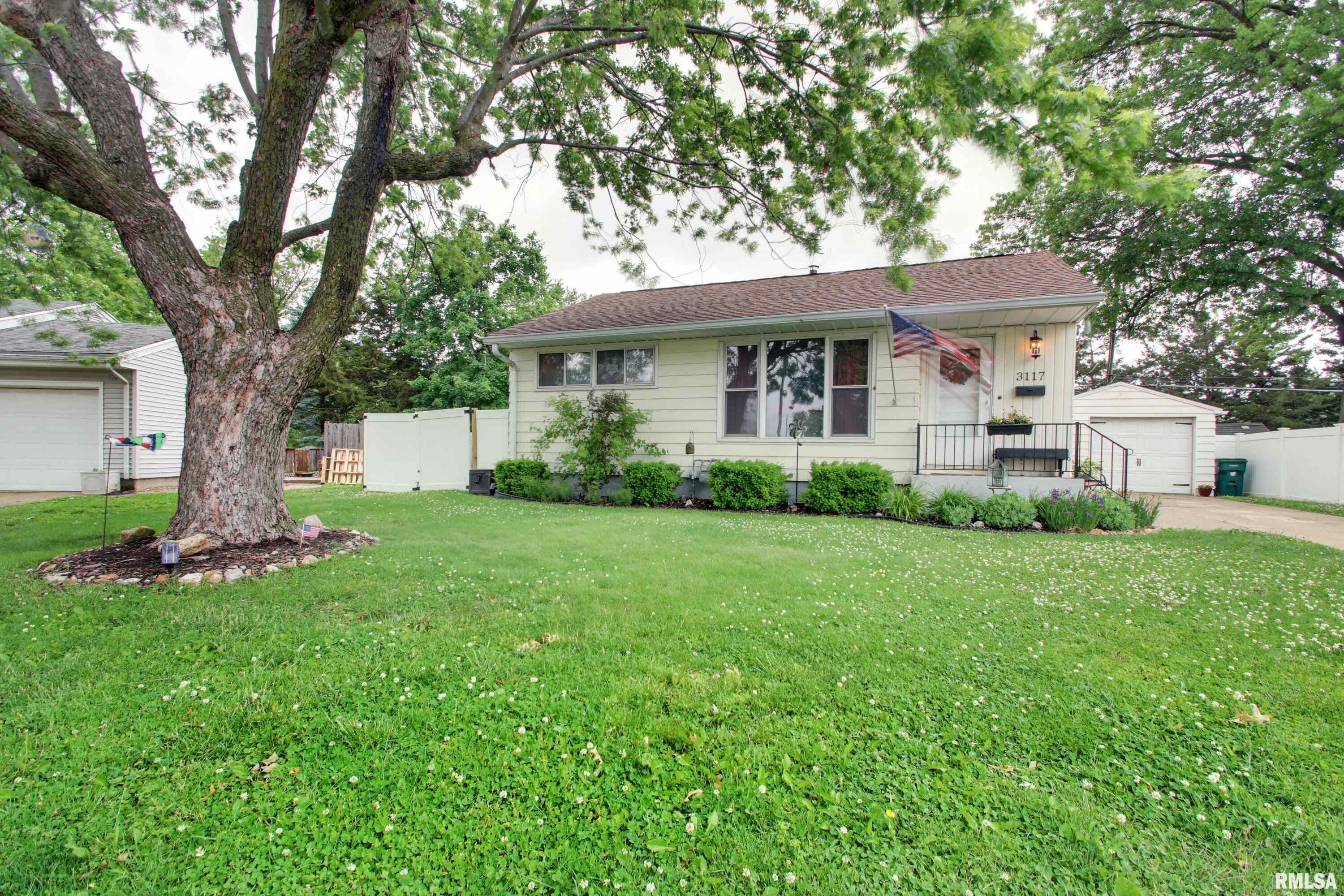 3117 N College Avenue, Quincy, Illinois image 1