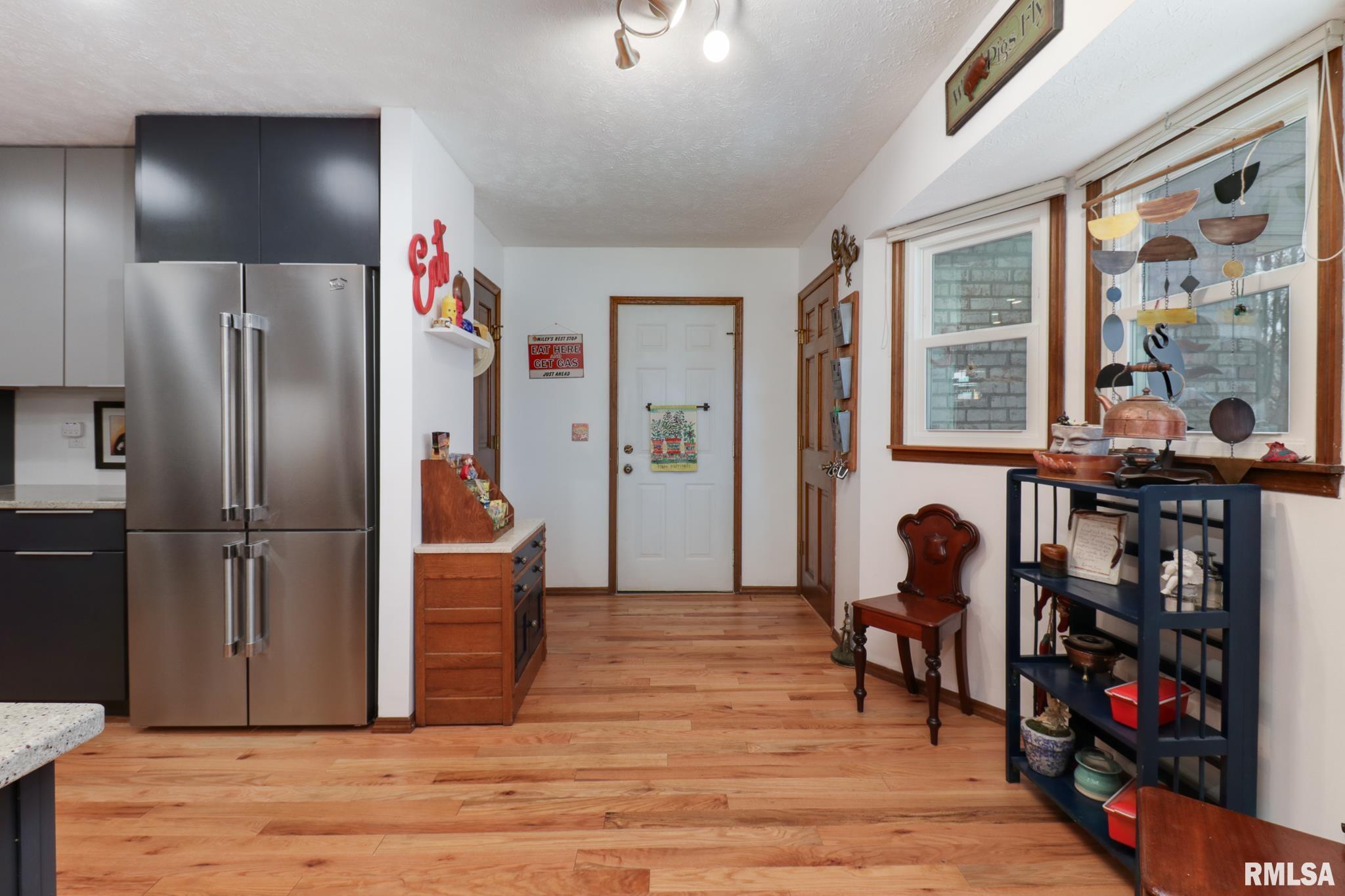 56 Brookshire Green, Bloomington, Illinois image 8