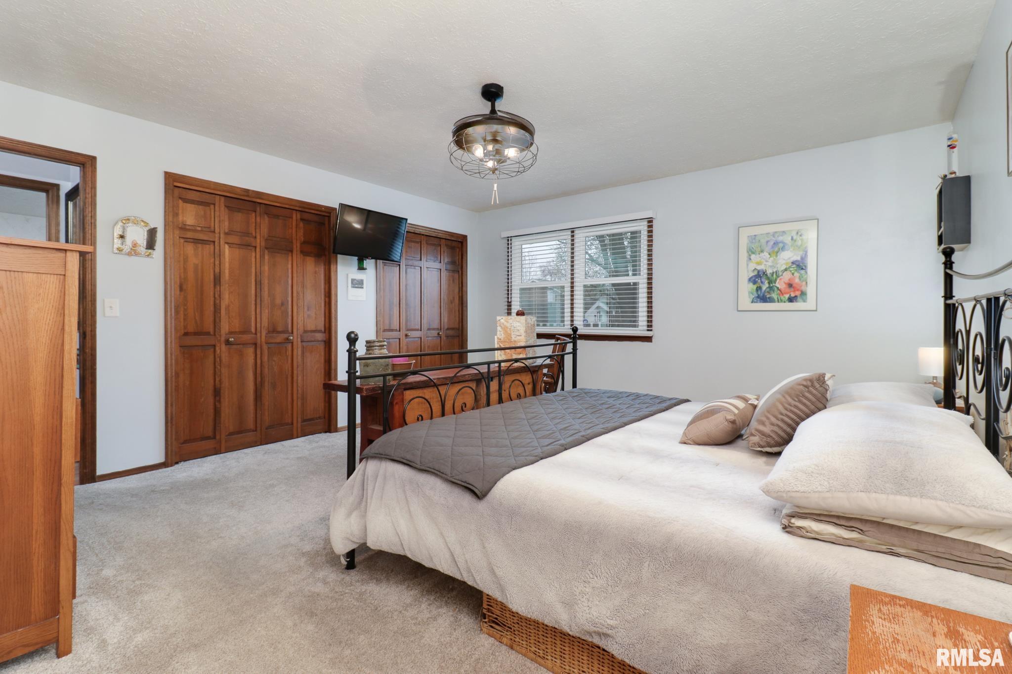 56 Brookshire Green, Bloomington, Illinois image 18