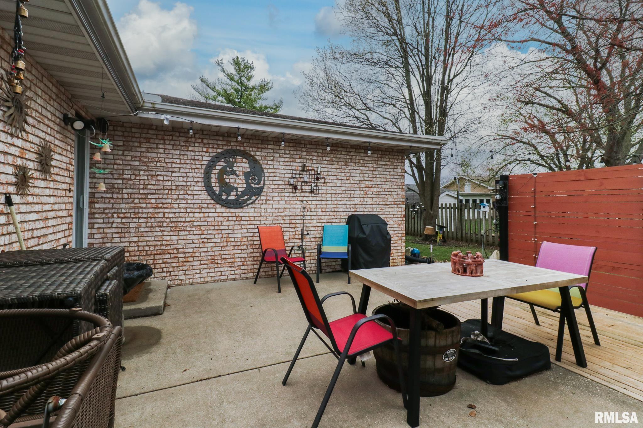 56 Brookshire Green, Bloomington, Illinois image 41