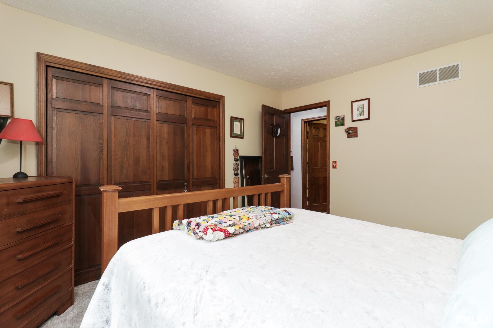 56 Brookshire Green, Bloomington, Illinois image 21