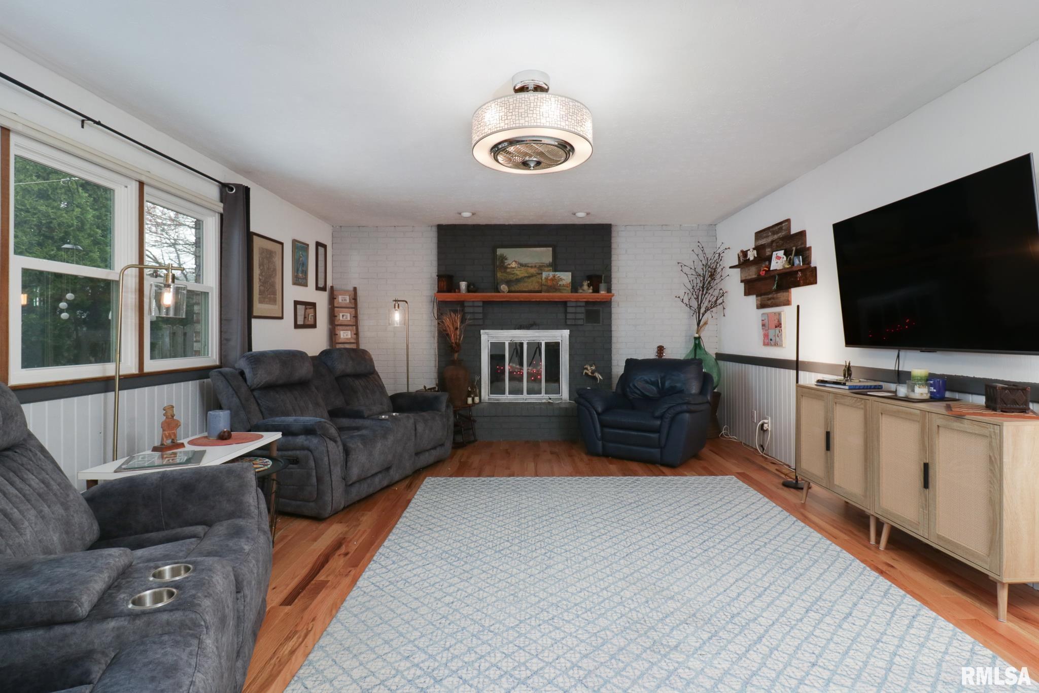 56 Brookshire Green, Bloomington, Illinois image 16
