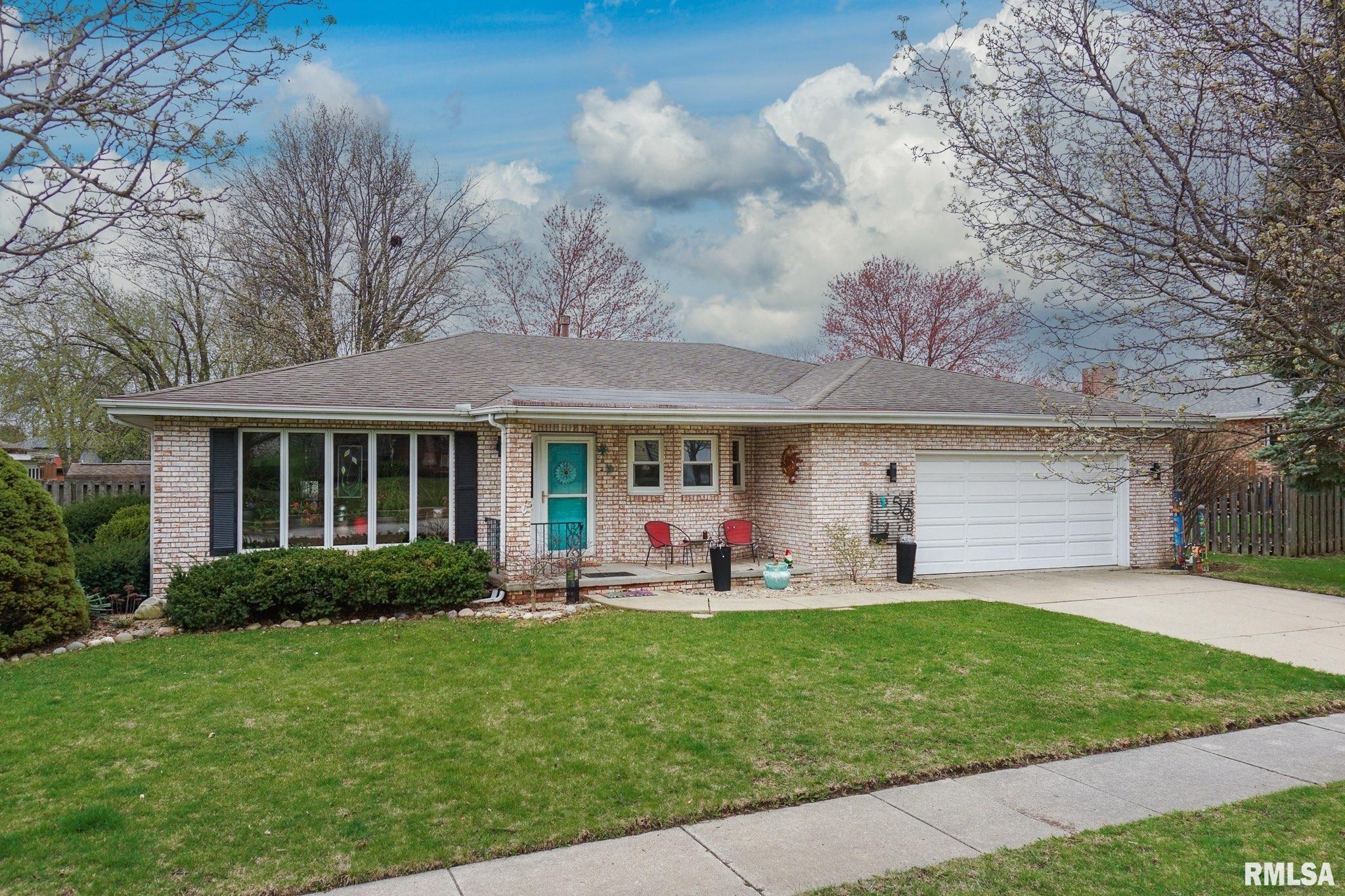 56 Brookshire Green, Bloomington, Illinois image 1