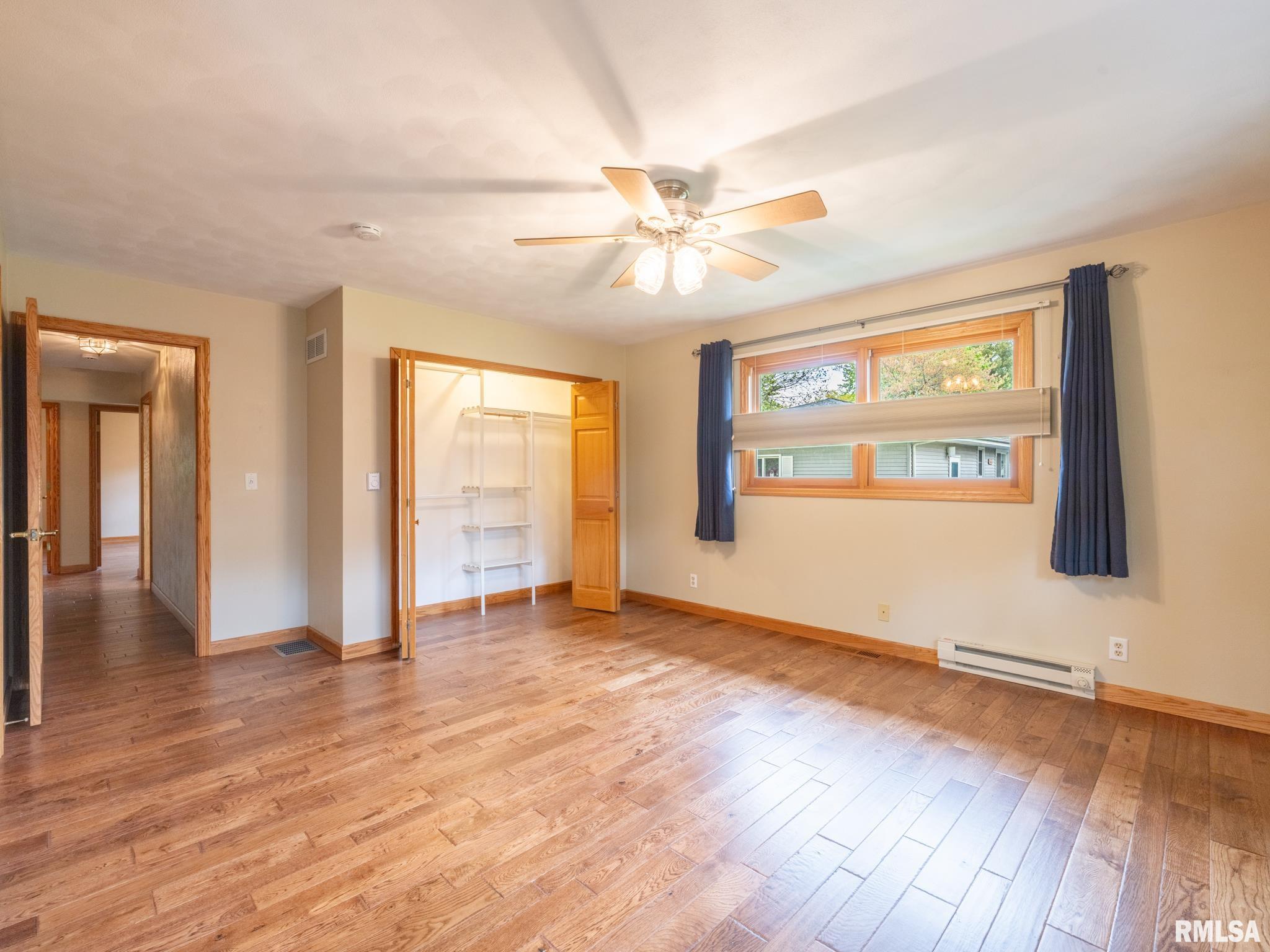 208 E Glendale Street, Manito, Illinois image 37