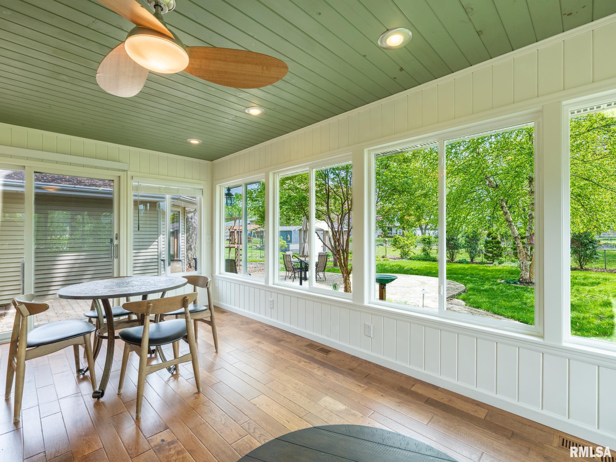 208 E Glendale Street, Manito, Illinois image 34
