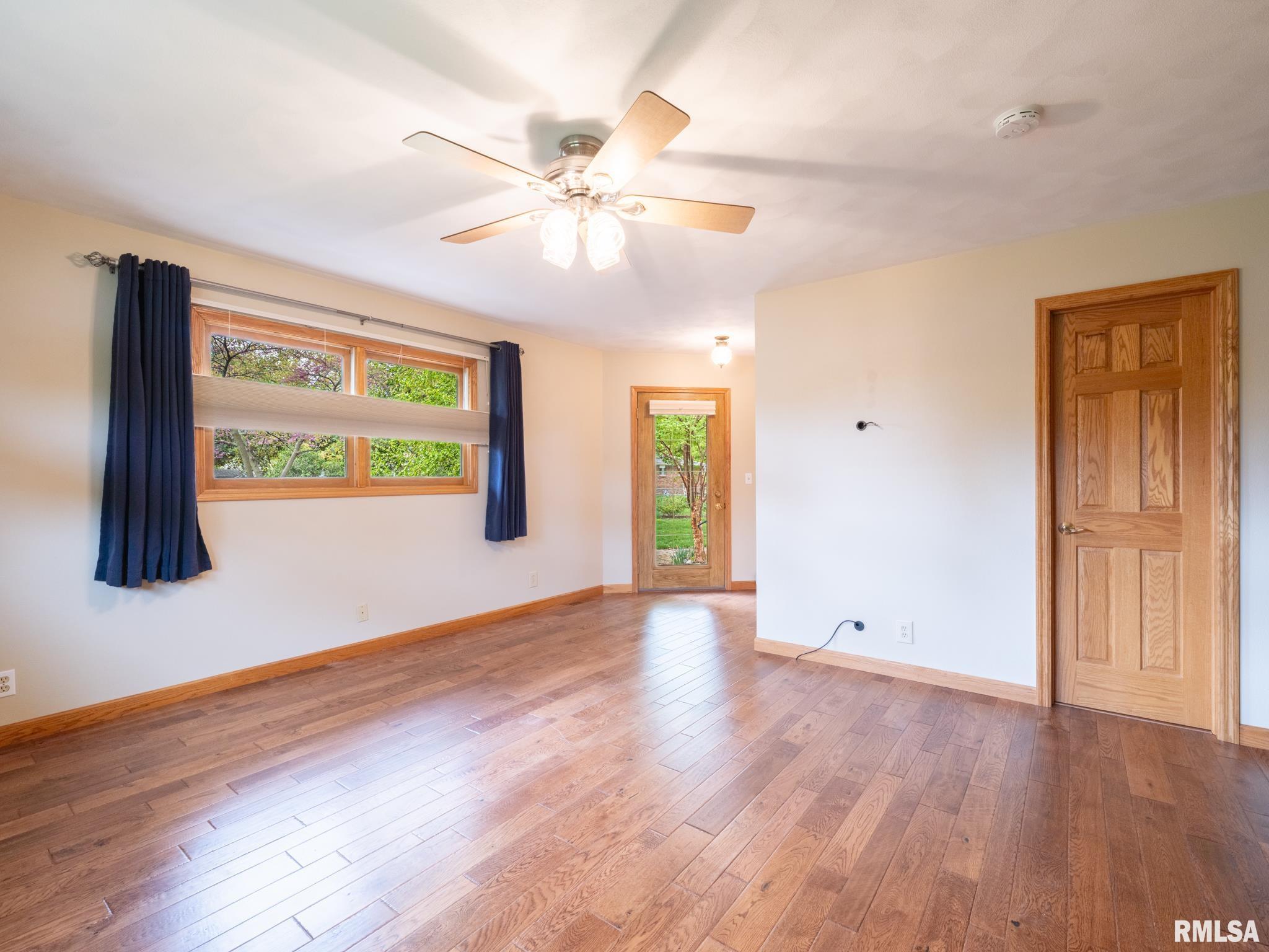 208 E Glendale Street, Manito, Illinois image 39