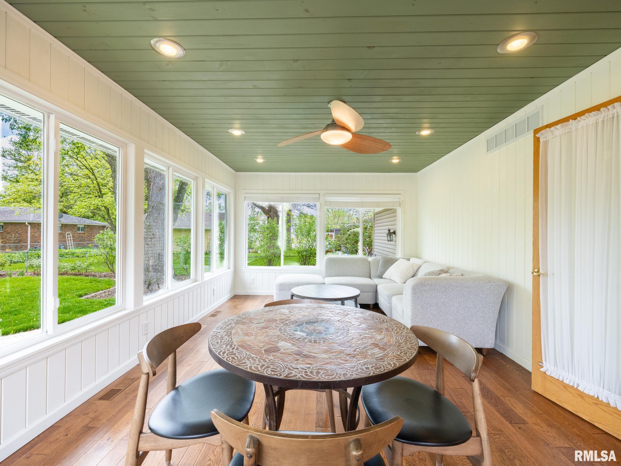 208 E Glendale Street, Manito, Illinois image 33