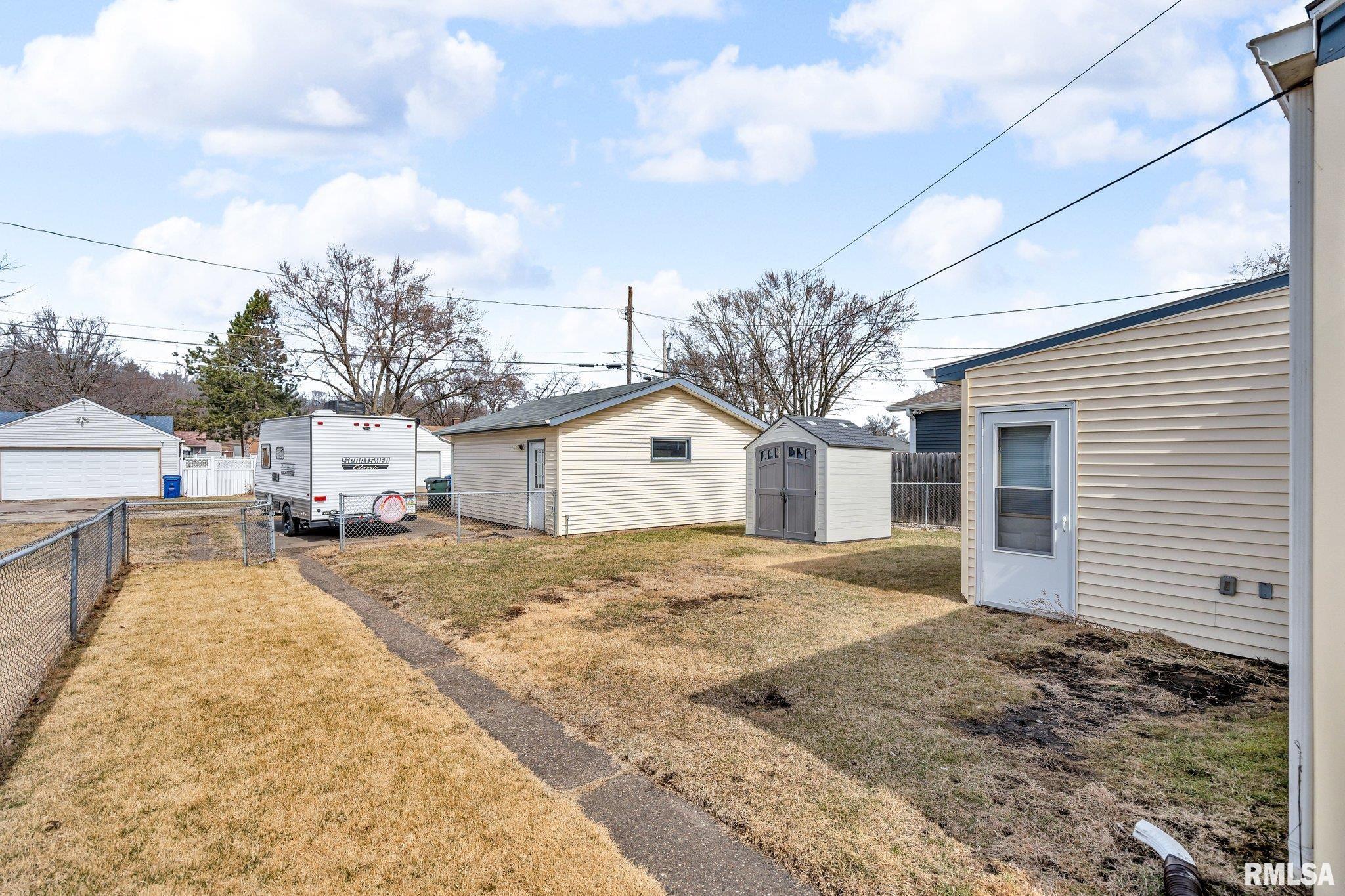 3836 Pearl Avenue, Davenport, Iowa image 9