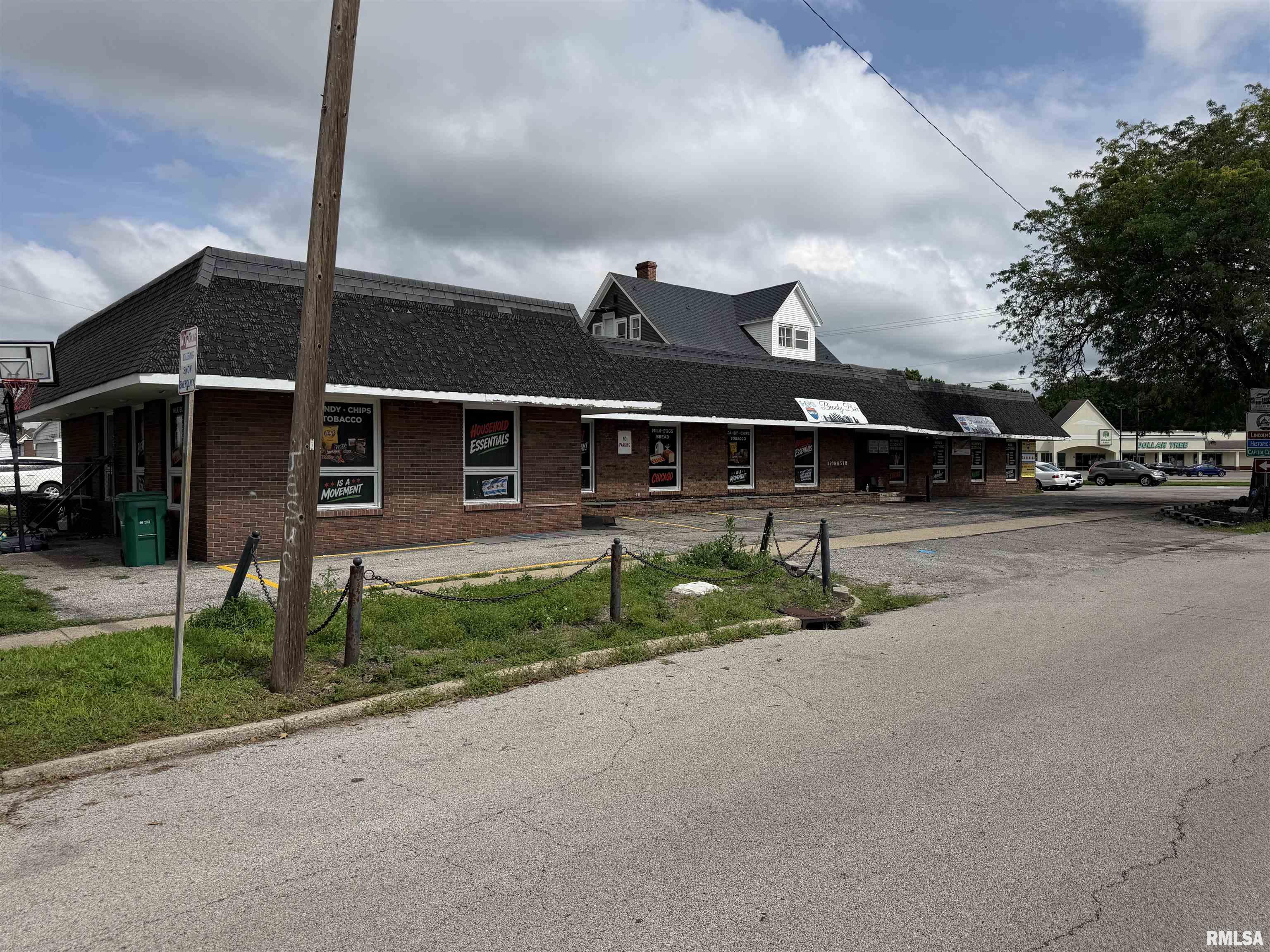 Photo 1 of 12 — 1200 N 5TH Street, Springfield, IL 62702
