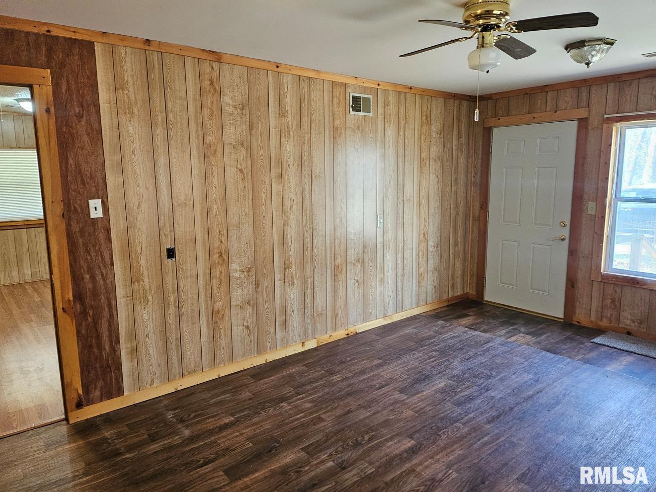 13973 Halliday Road, Plainview, Illinois image 29