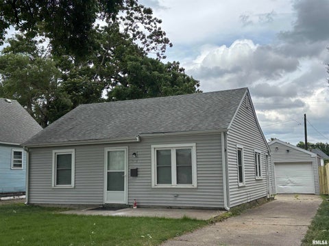 Homes For Sale - 2118 S 9th Street<br/> Springfield, IL 62703