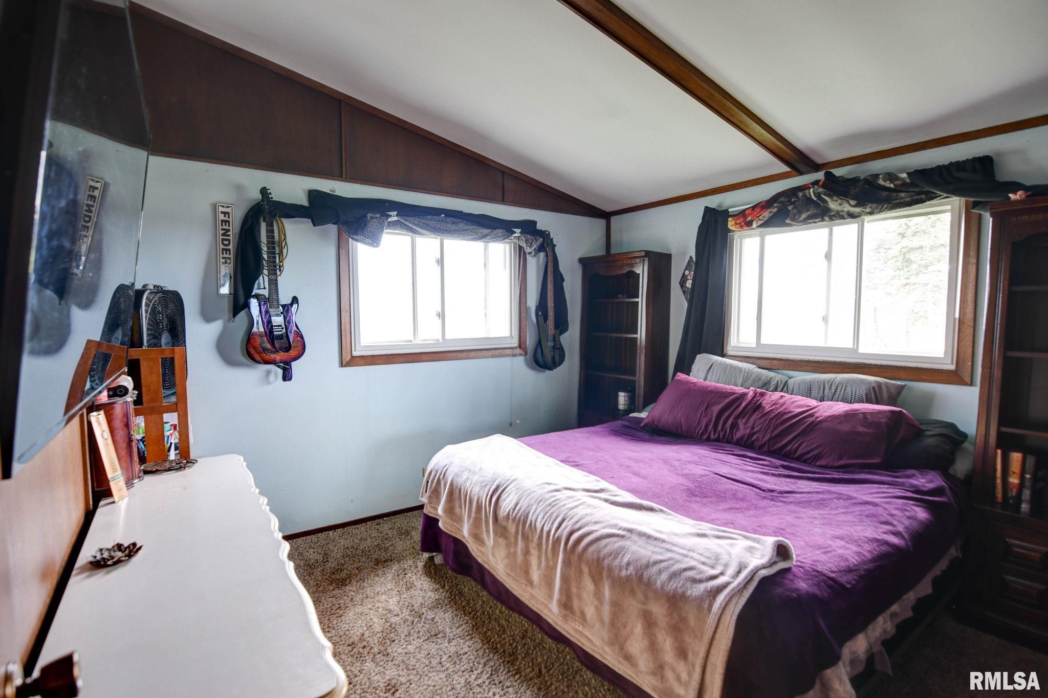 2247 N 1900 E Road, Stonington, Illinois image 7