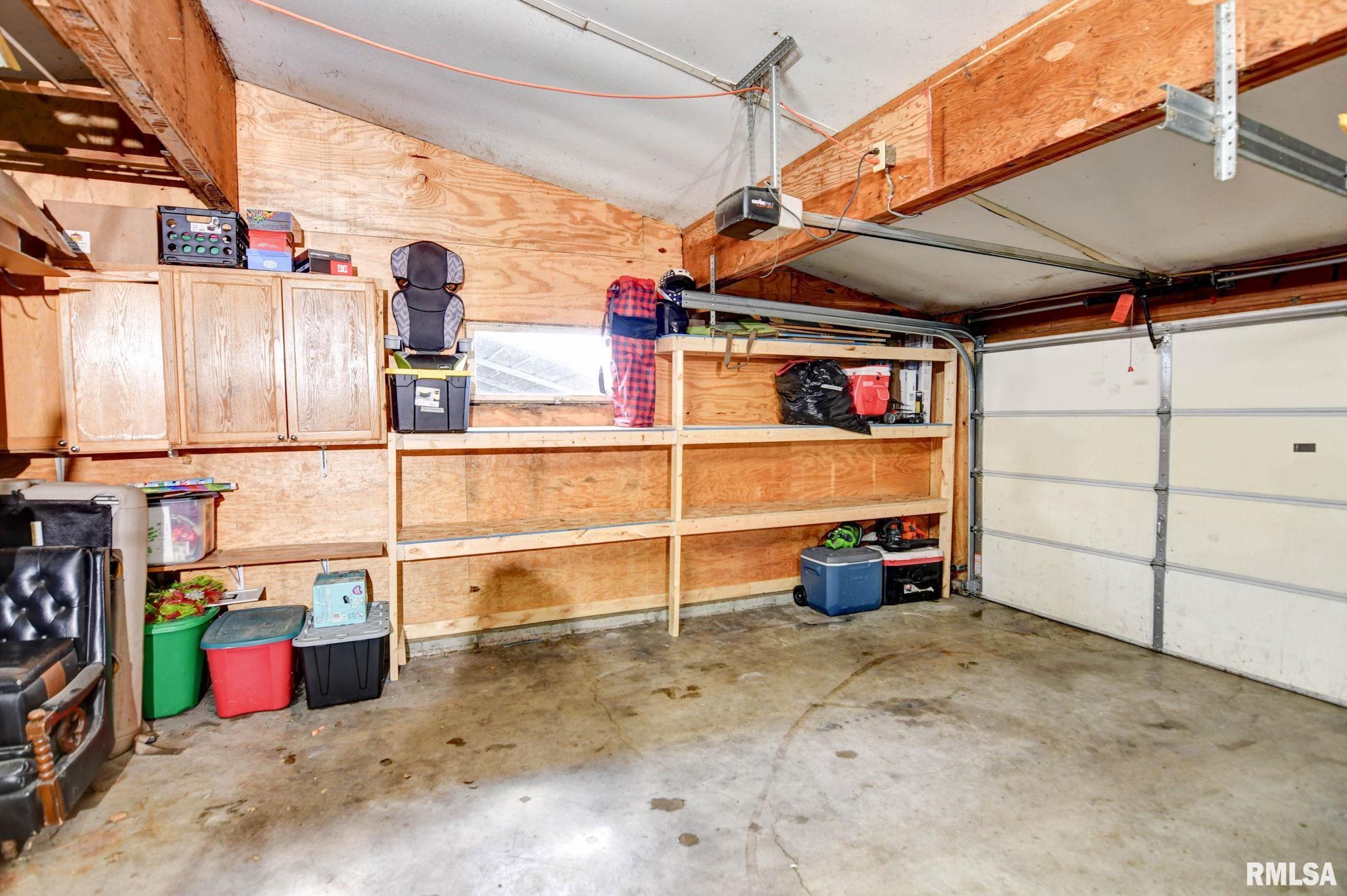 2247 N 1900 E Road, Stonington, Illinois image 16