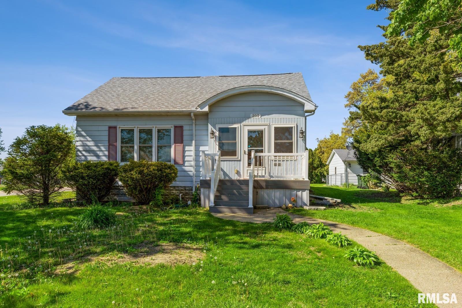 203 E Park Street, Geneseo, Illinois image 2