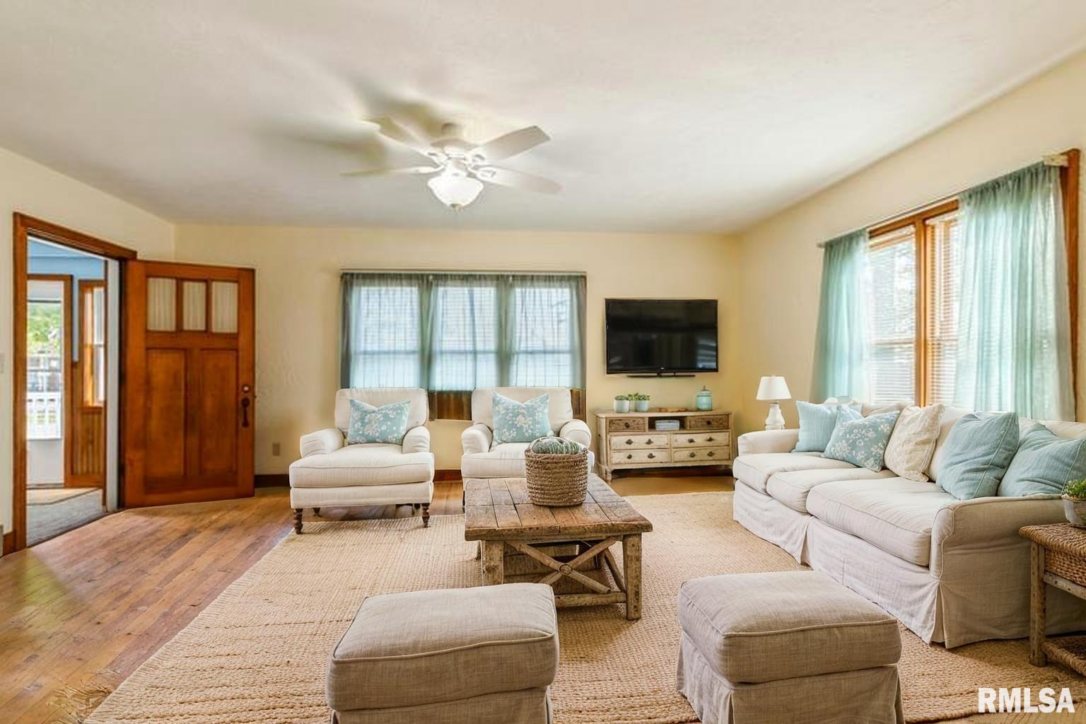 203 E Park Street, Geneseo, Illinois image 12