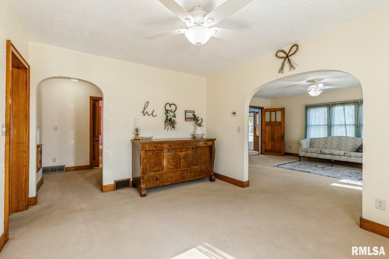 203 E Park Street, Geneseo, Illinois image 18