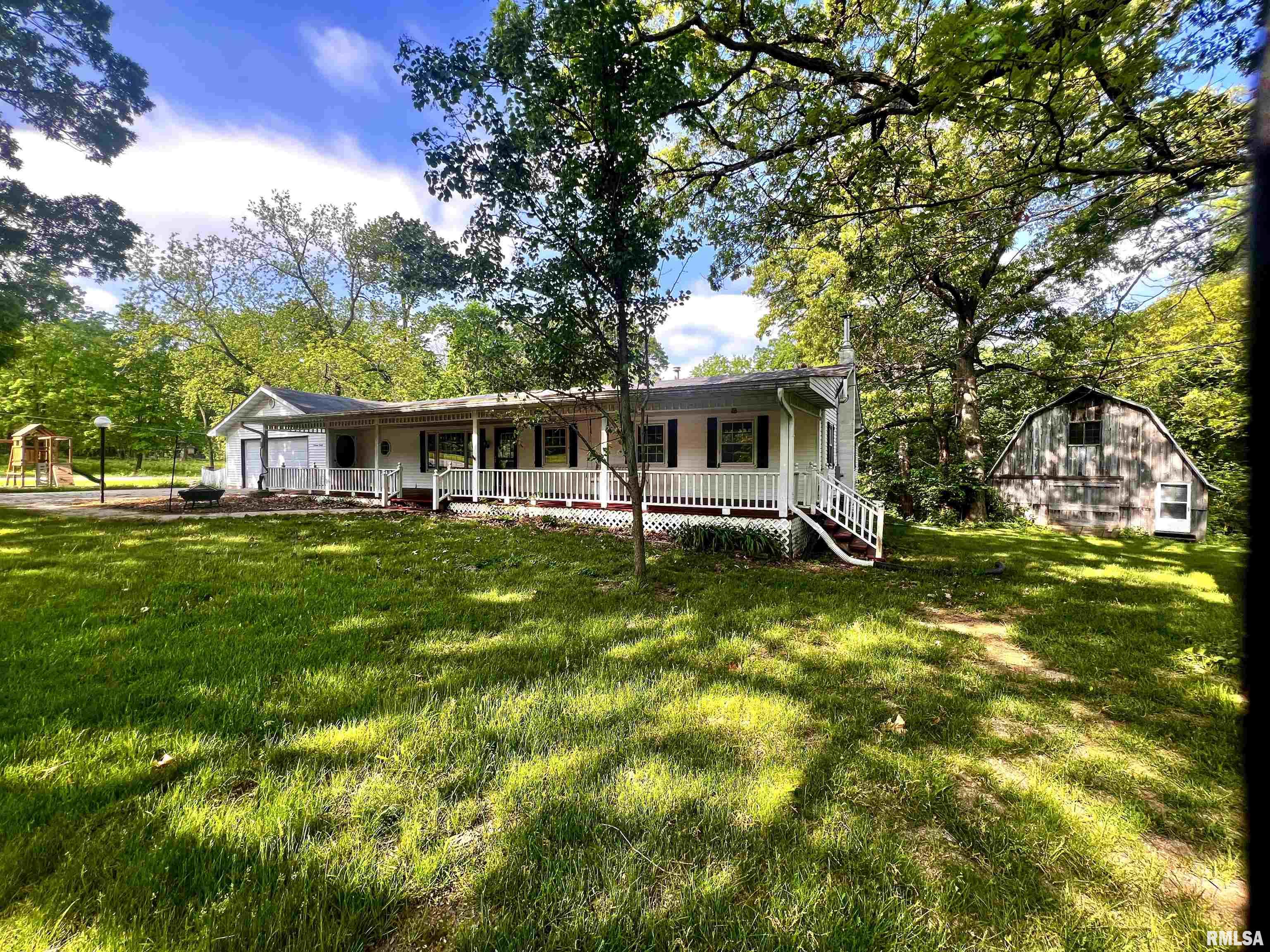 1630 Woodland Knolls Road, Metamora, Illinois image 2