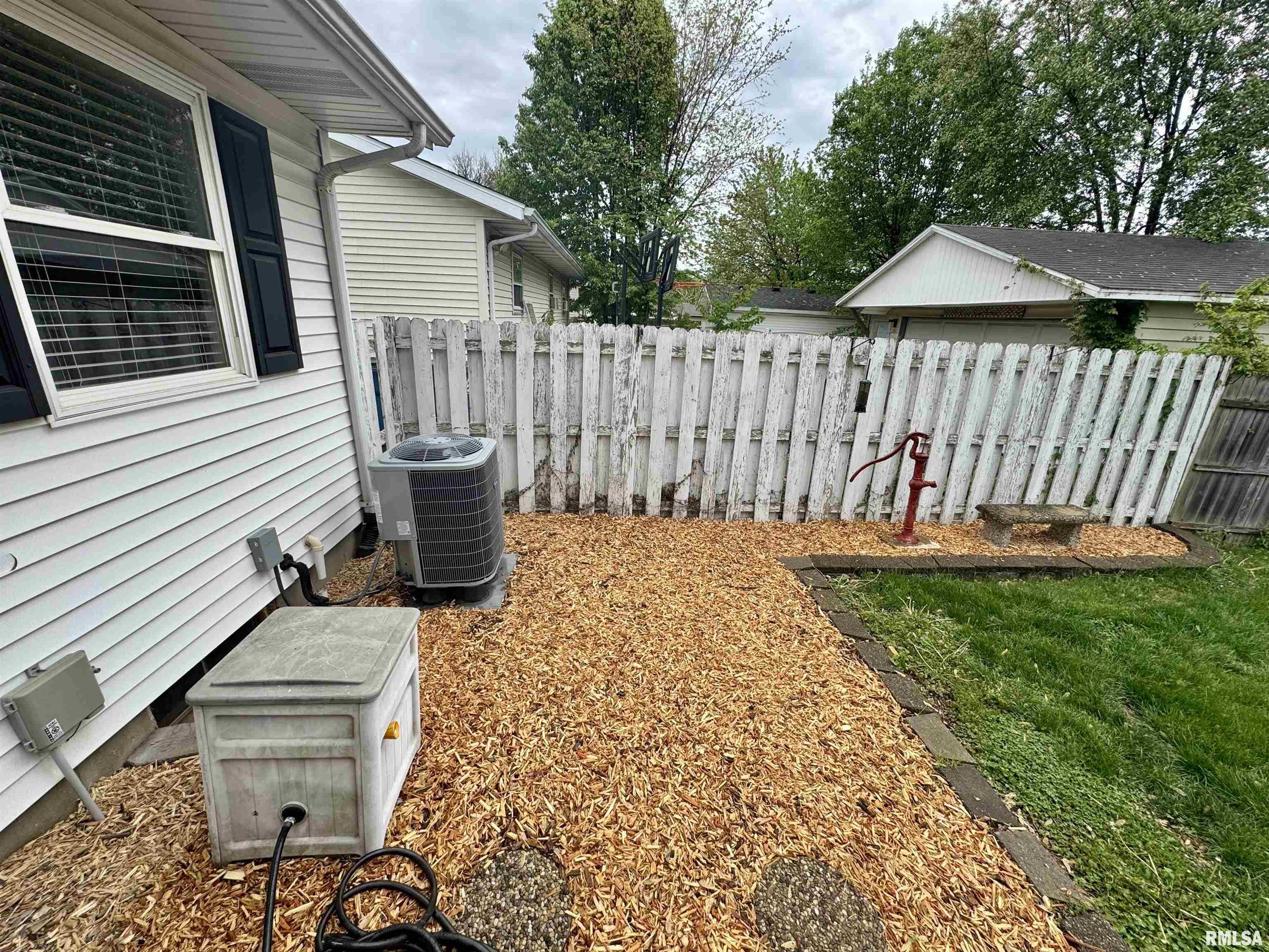 2916 E Griffiths Avenue, Springfield, Illinois image 25