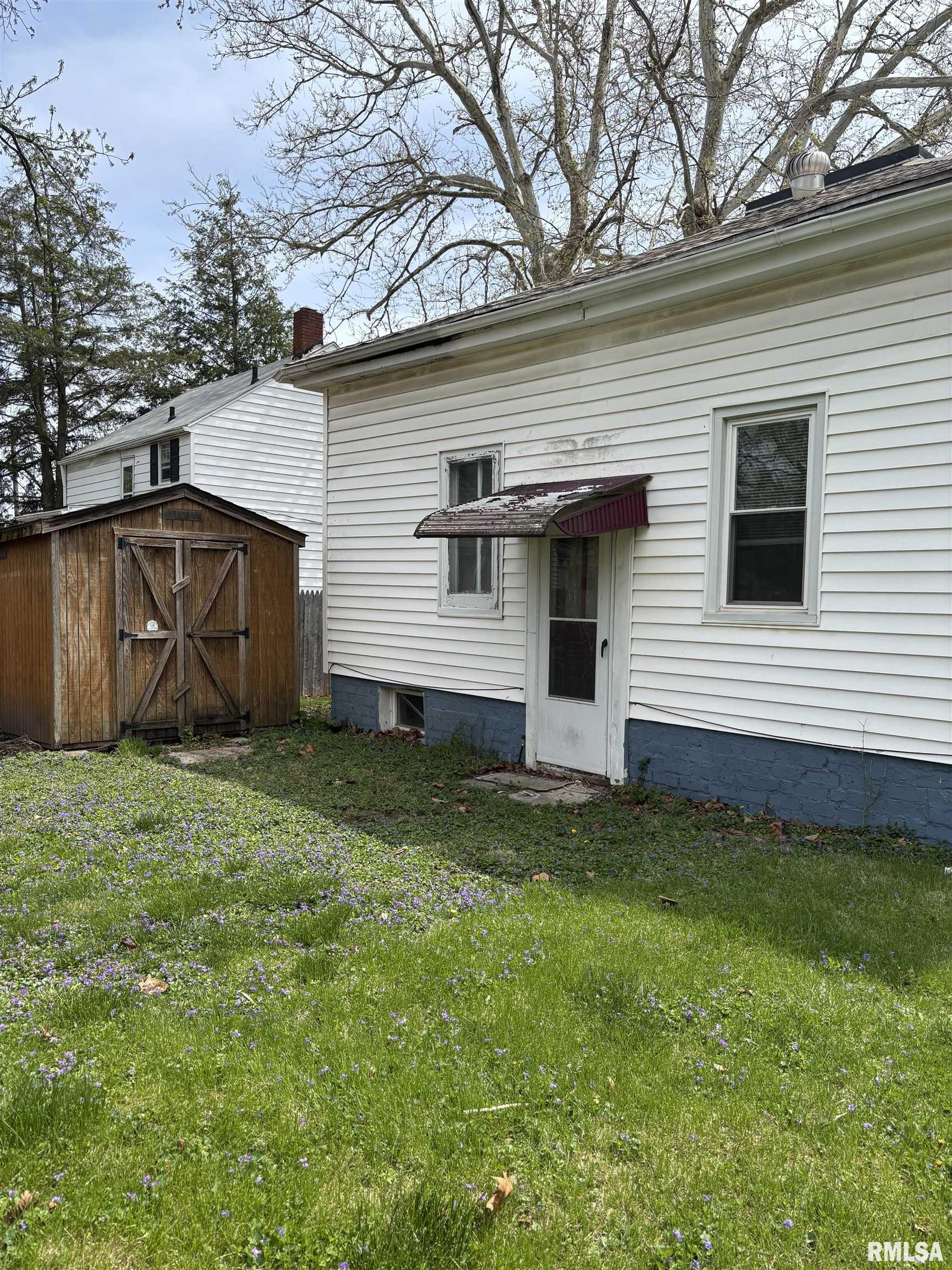 708 W Lafayette Avenue, Jacksonville, Illinois image 4