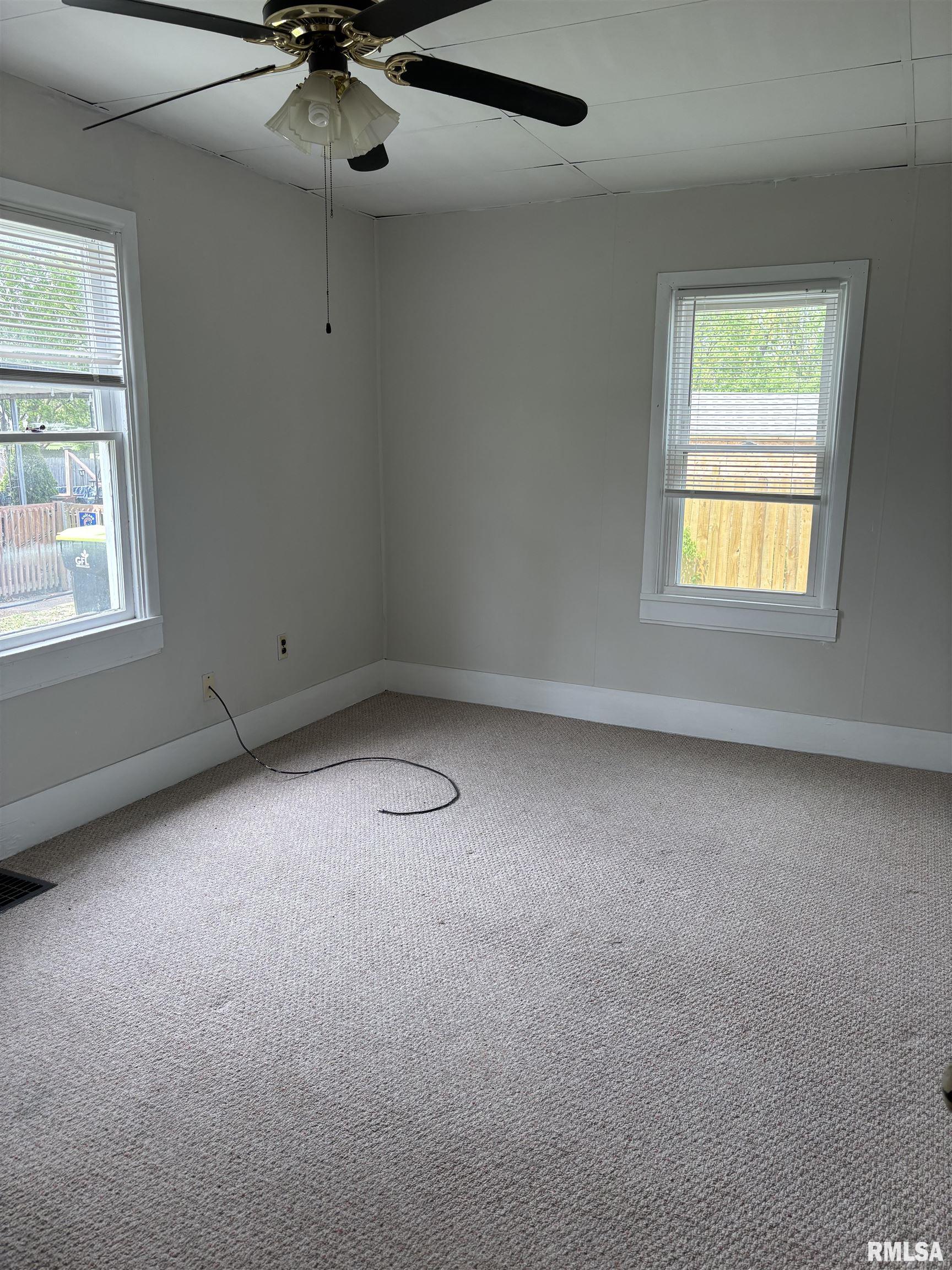 708 W Lafayette Avenue, Jacksonville, Illinois image 21
