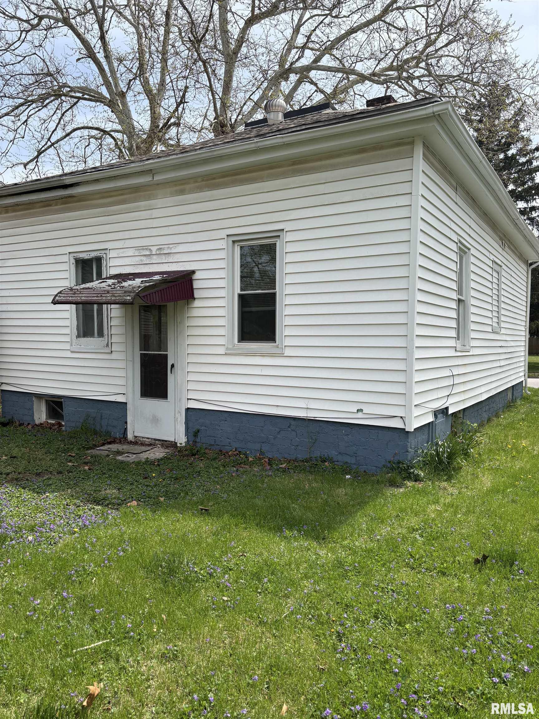 708 W Lafayette Avenue, Jacksonville, Illinois image 7