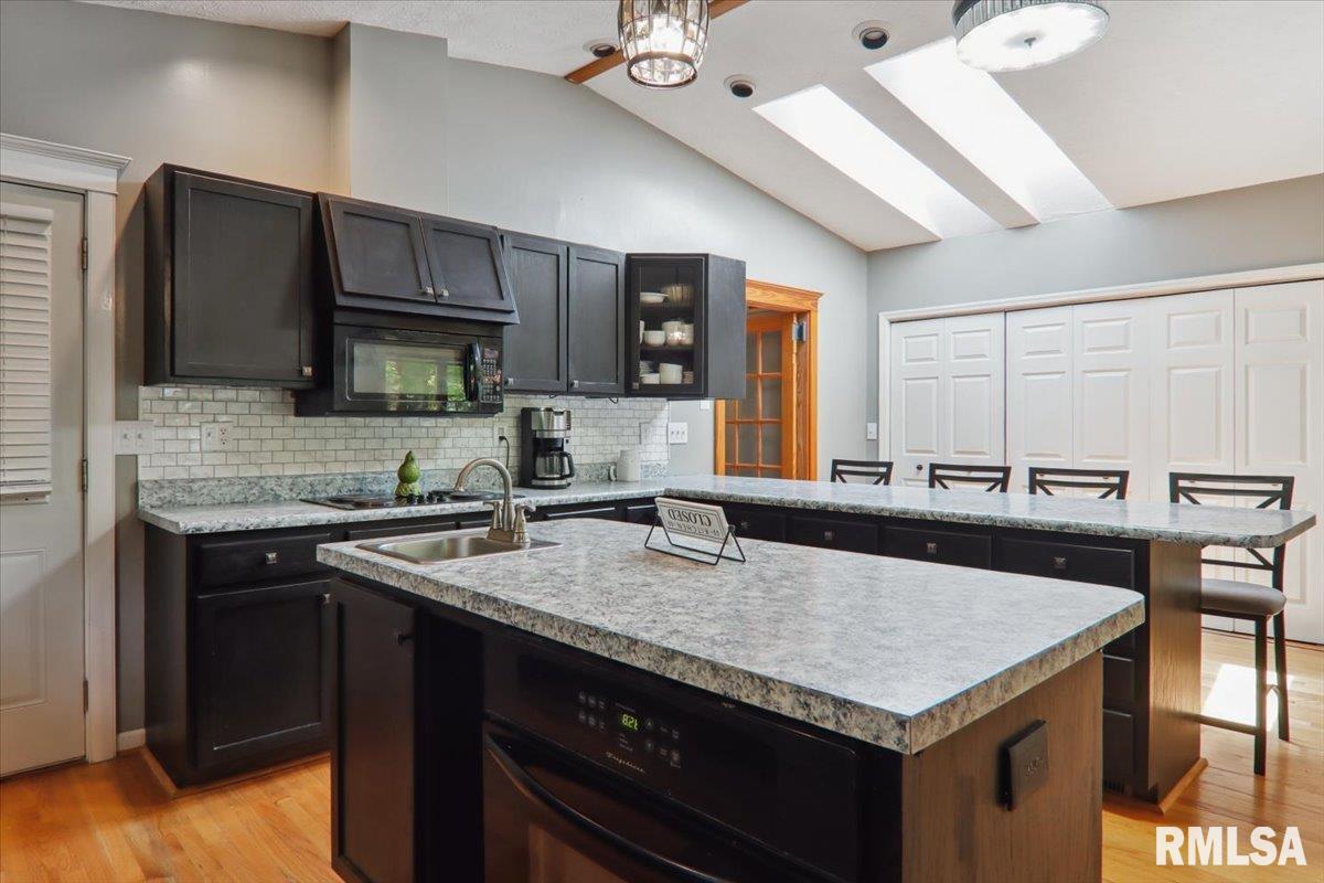 2036 W Saint Louis Bridge Road, Decatur, Illinois image 9